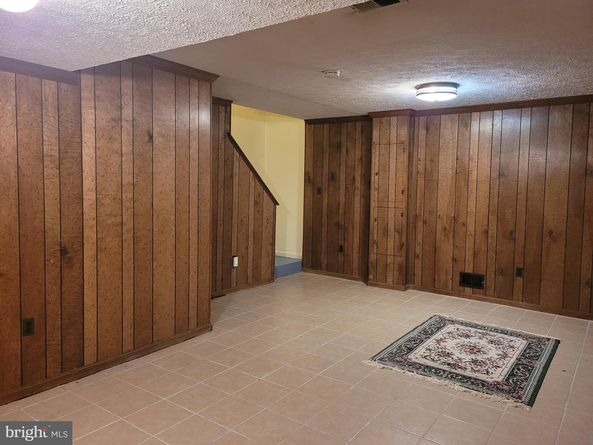 STRATTON COMMONS - Residential Lease