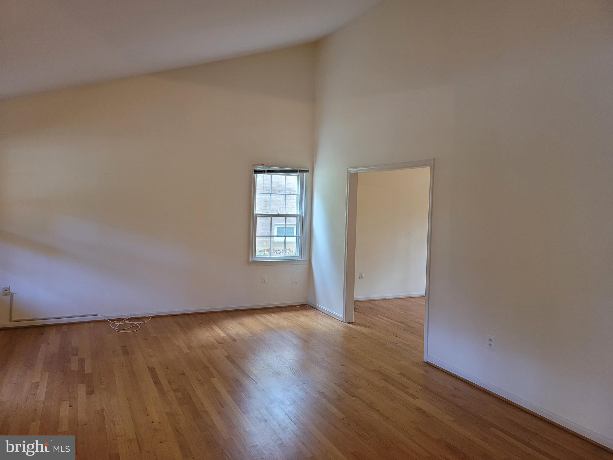 STRATTON COMMONS - Residential Lease