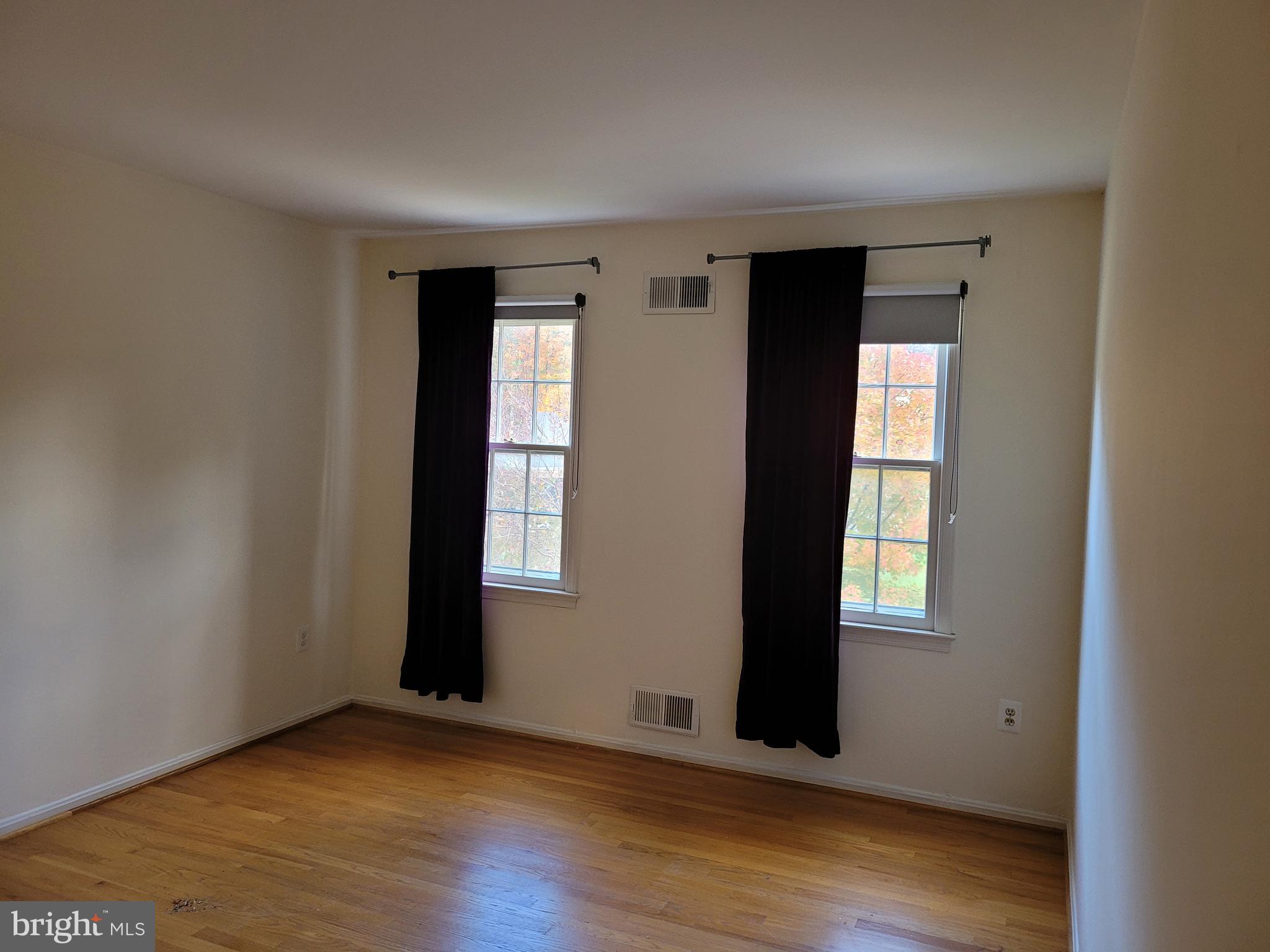 STRATTON COMMONS - Residential Lease