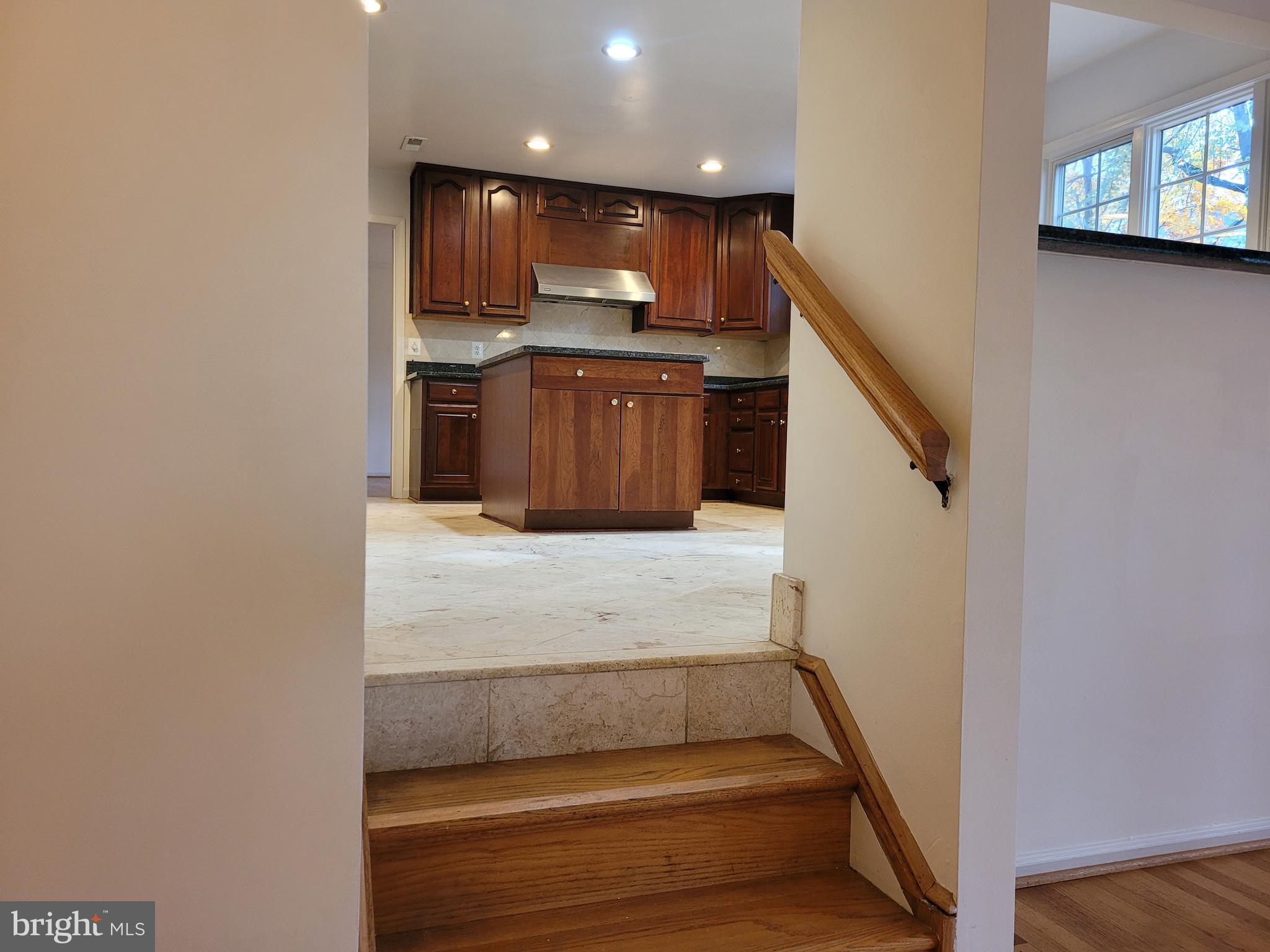 STRATTON COMMONS - Residential Lease