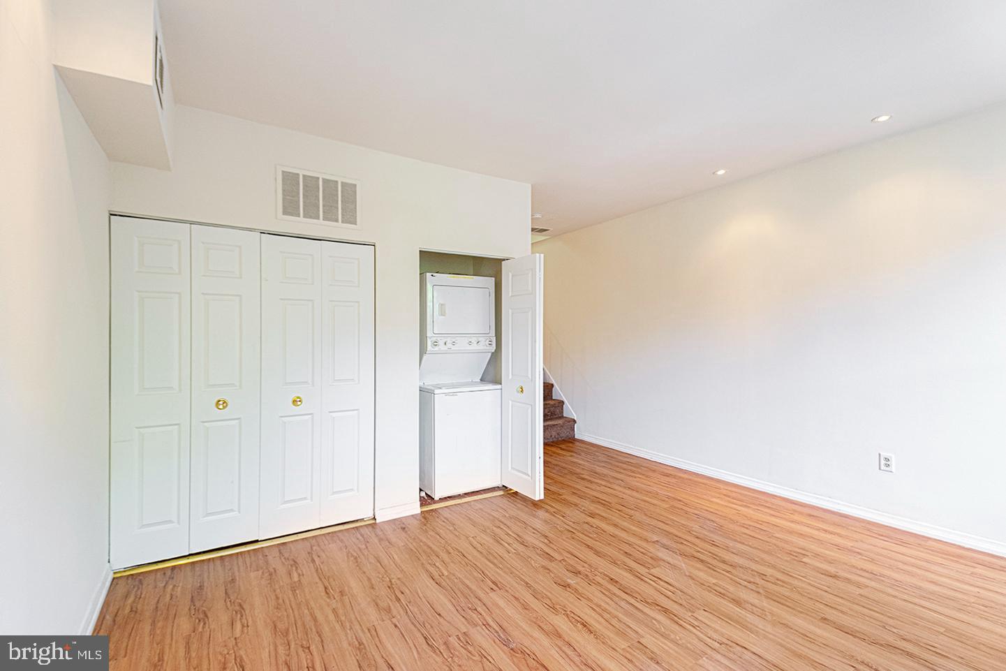 BELLA VISTA - Residential Income