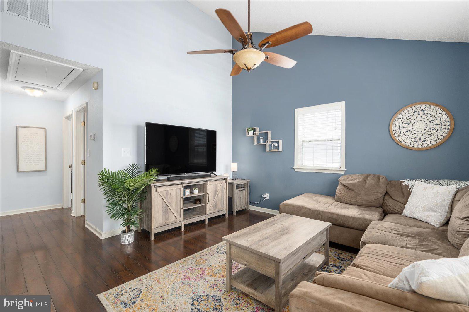 CAINE WOODS - Residential