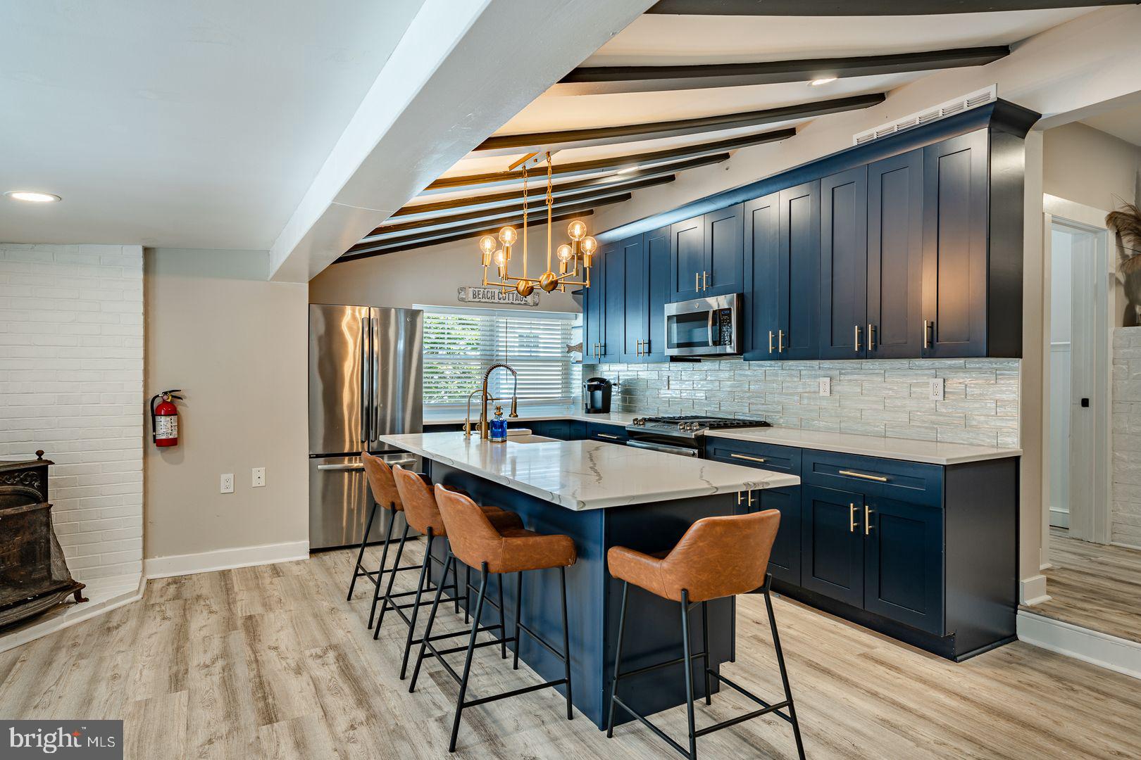 5708 PARK BOULEVARD UNIT 3