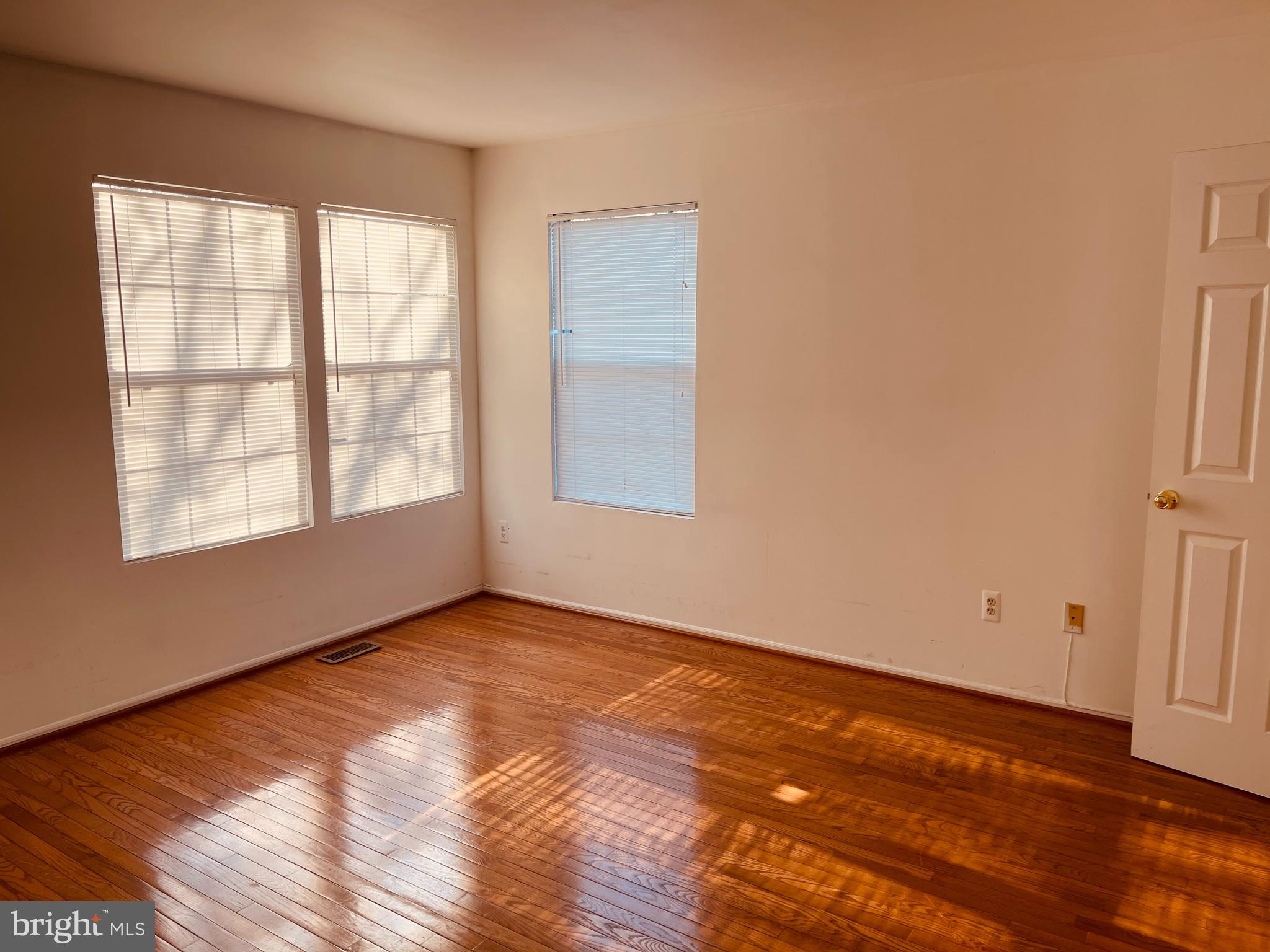 DAWSONS RIDGE - Residential Lease