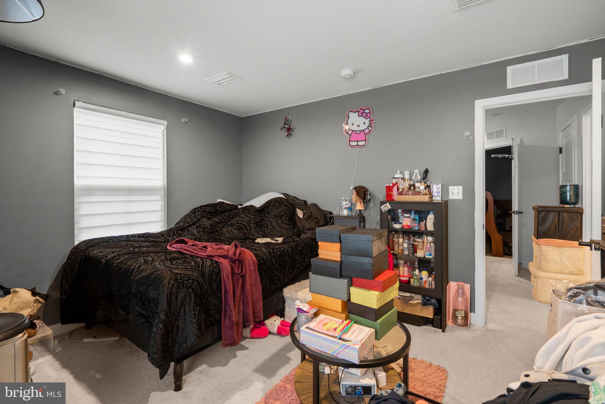 JAMES RUN CARRIAGE HOMES - Residential Lease