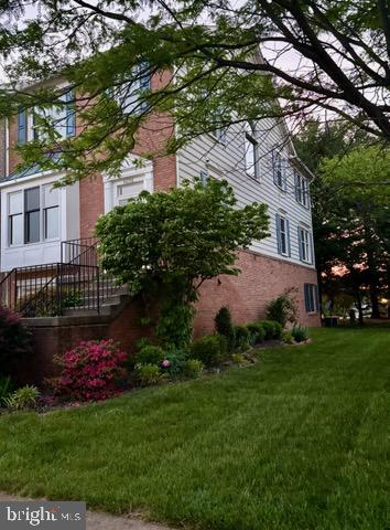 POTOMAC LAKES - Residential Lease