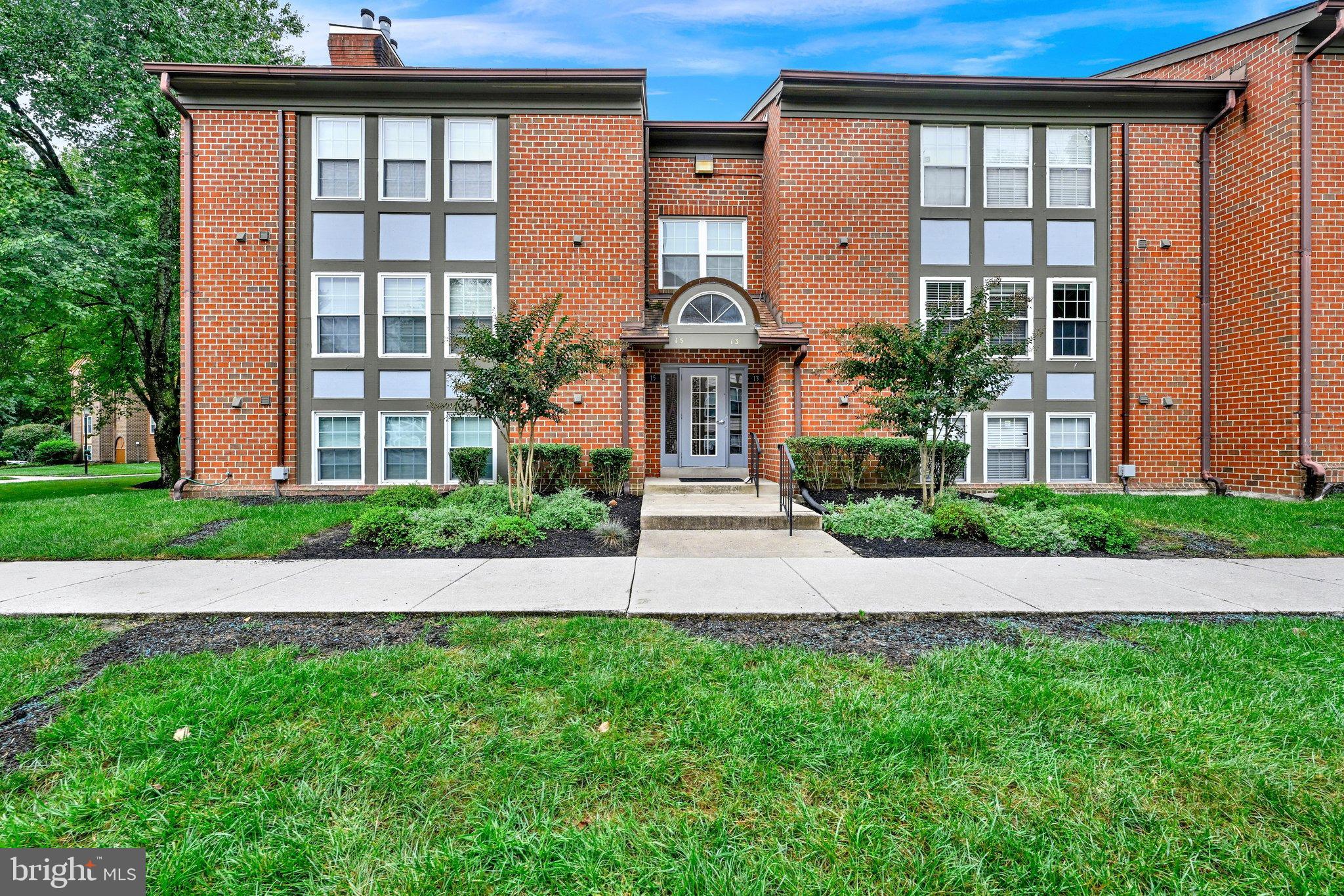 13 PIPE HILL COURT B