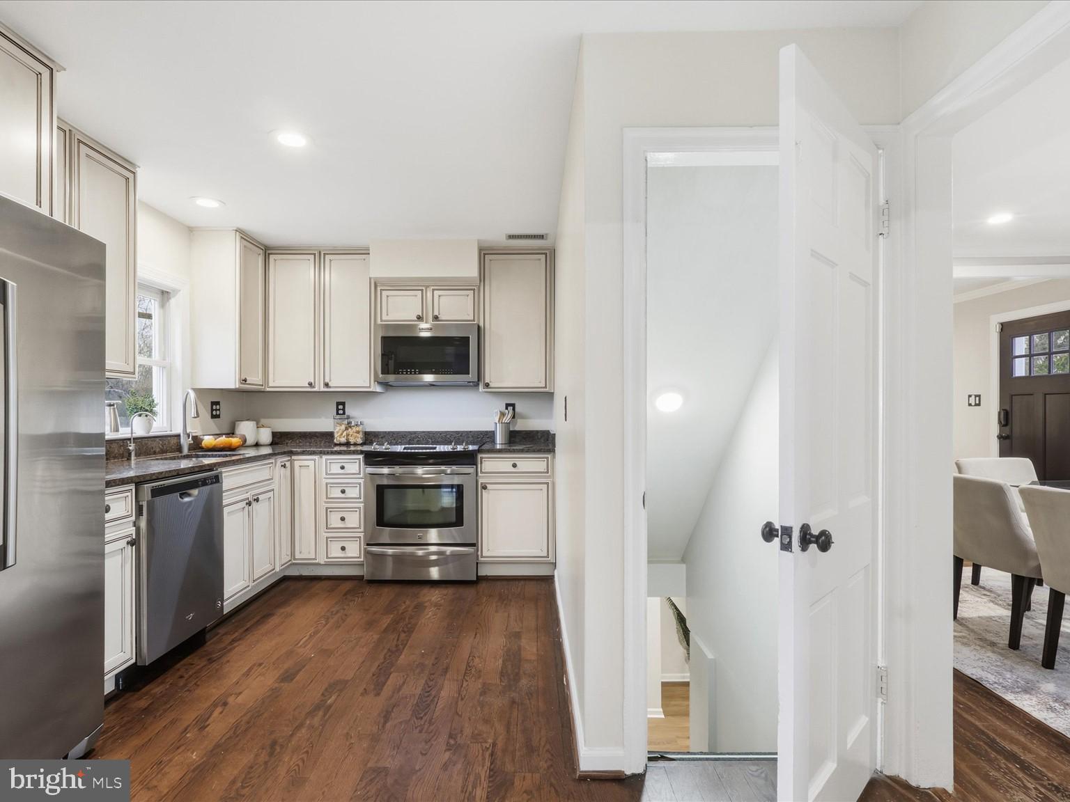 SLEEPY HOLLOW - Residential