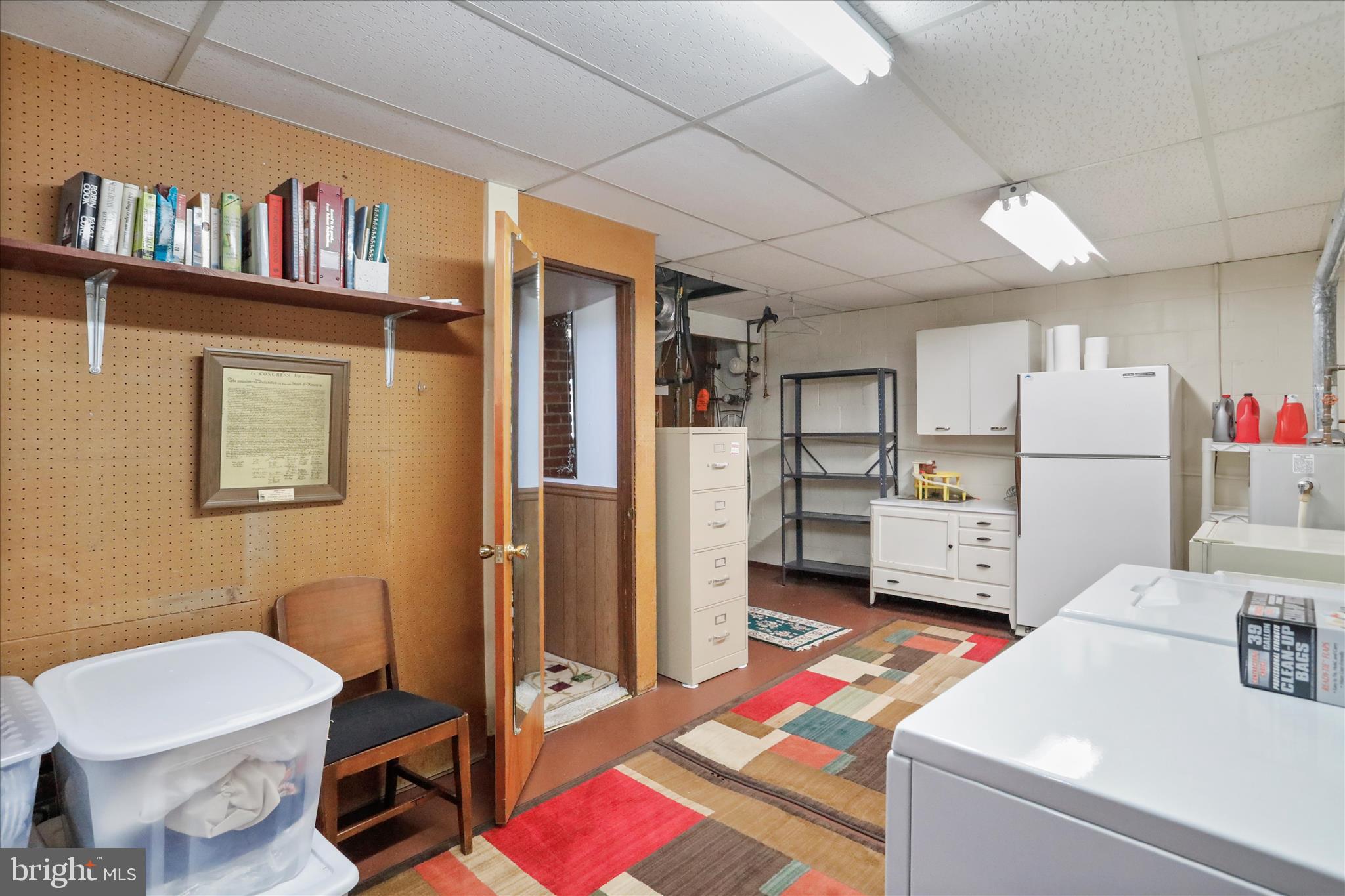 WEST SIDE - Residential