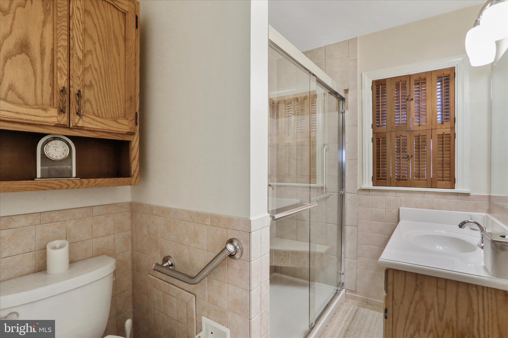 WEST SIDE - Residential