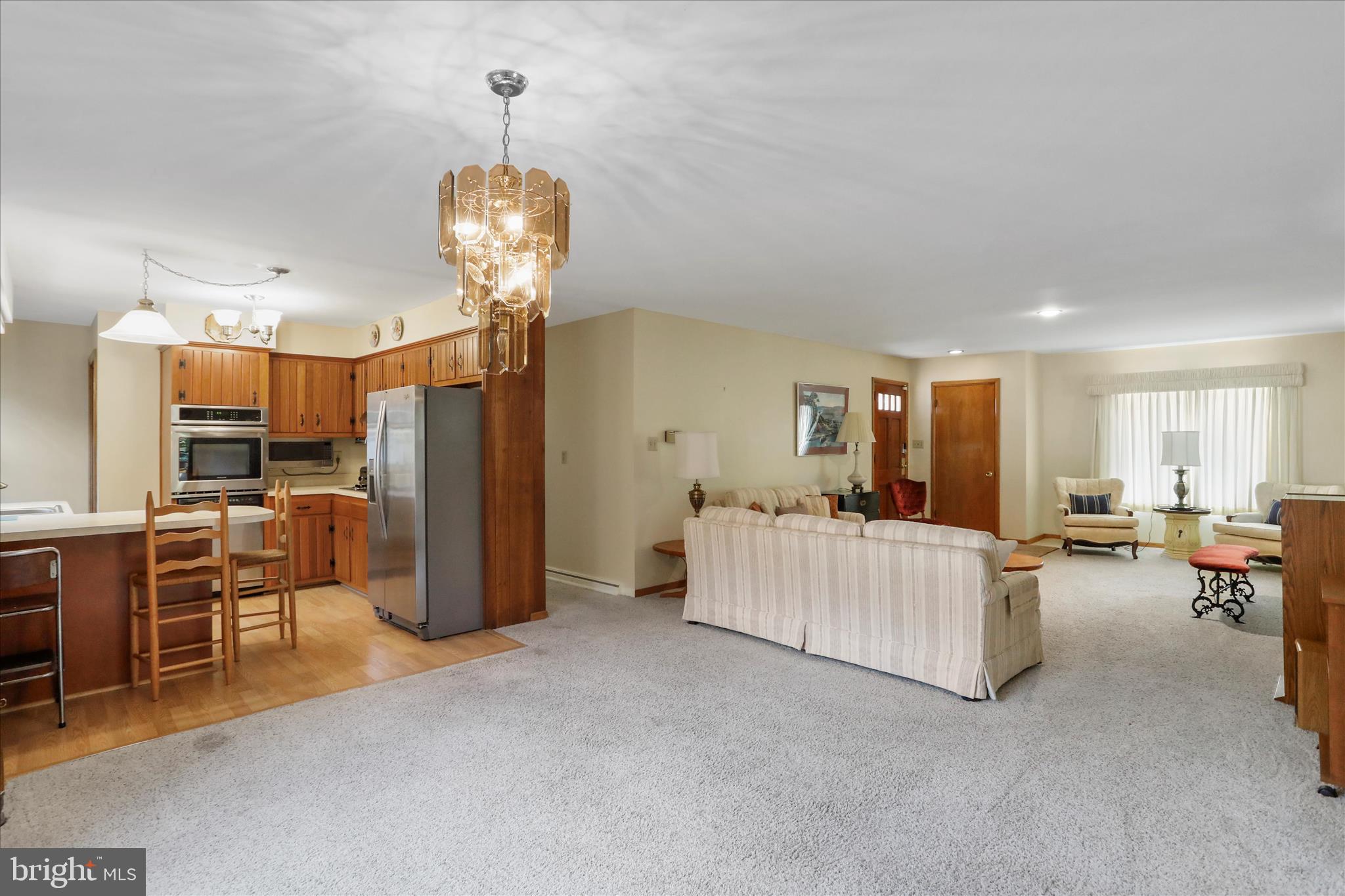 WEST SIDE - Residential