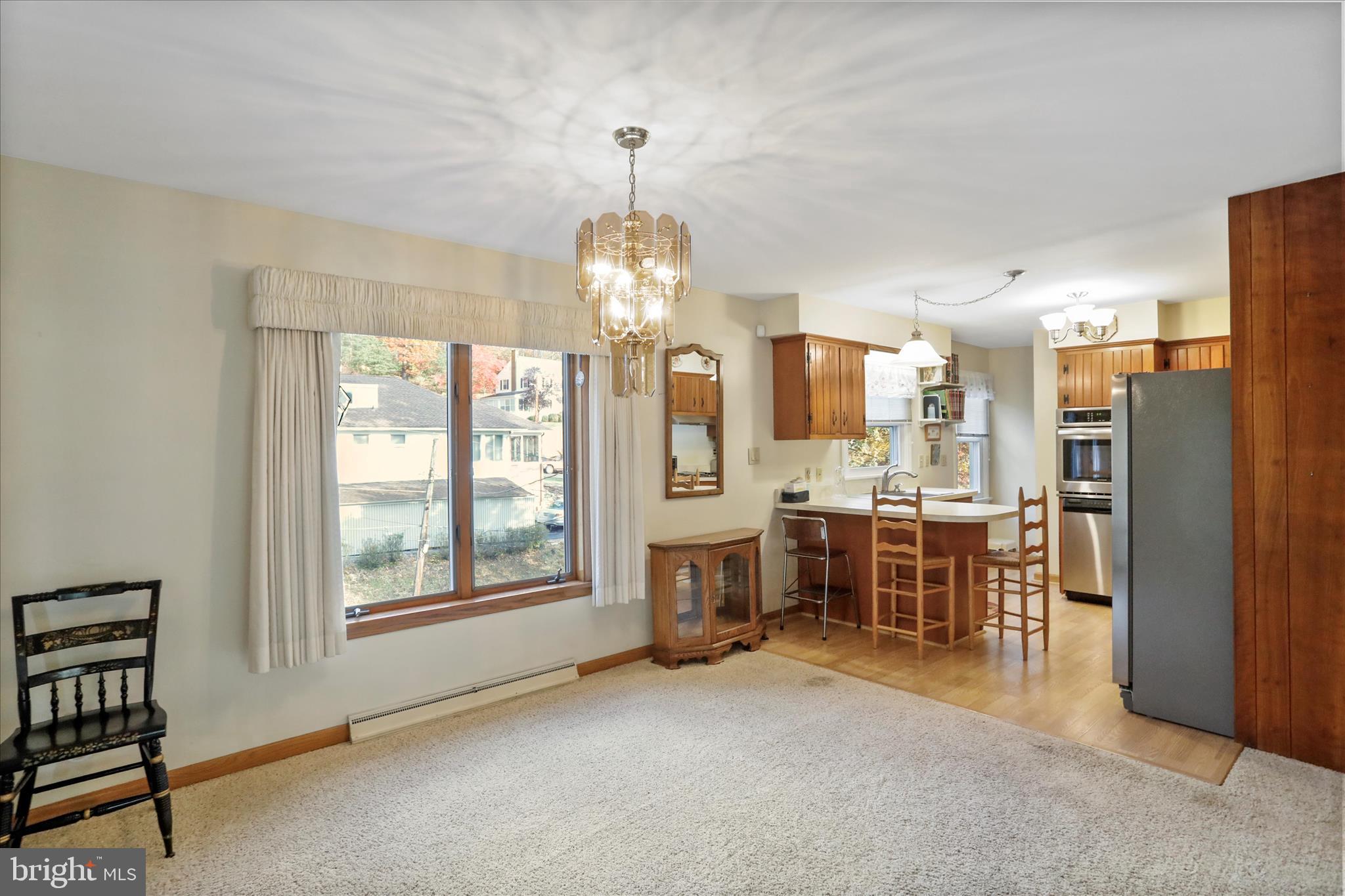 WEST SIDE - Residential