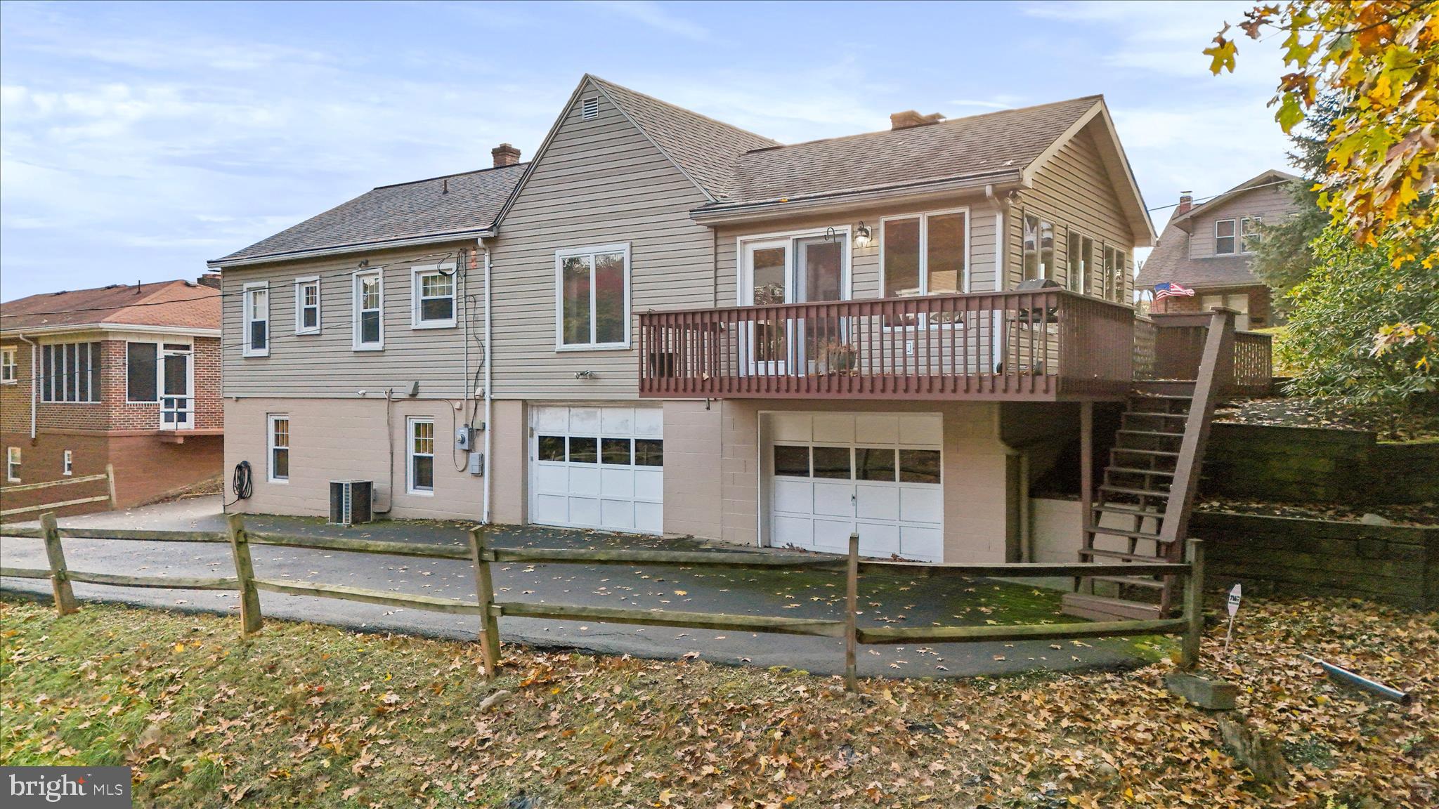 WEST SIDE - Residential