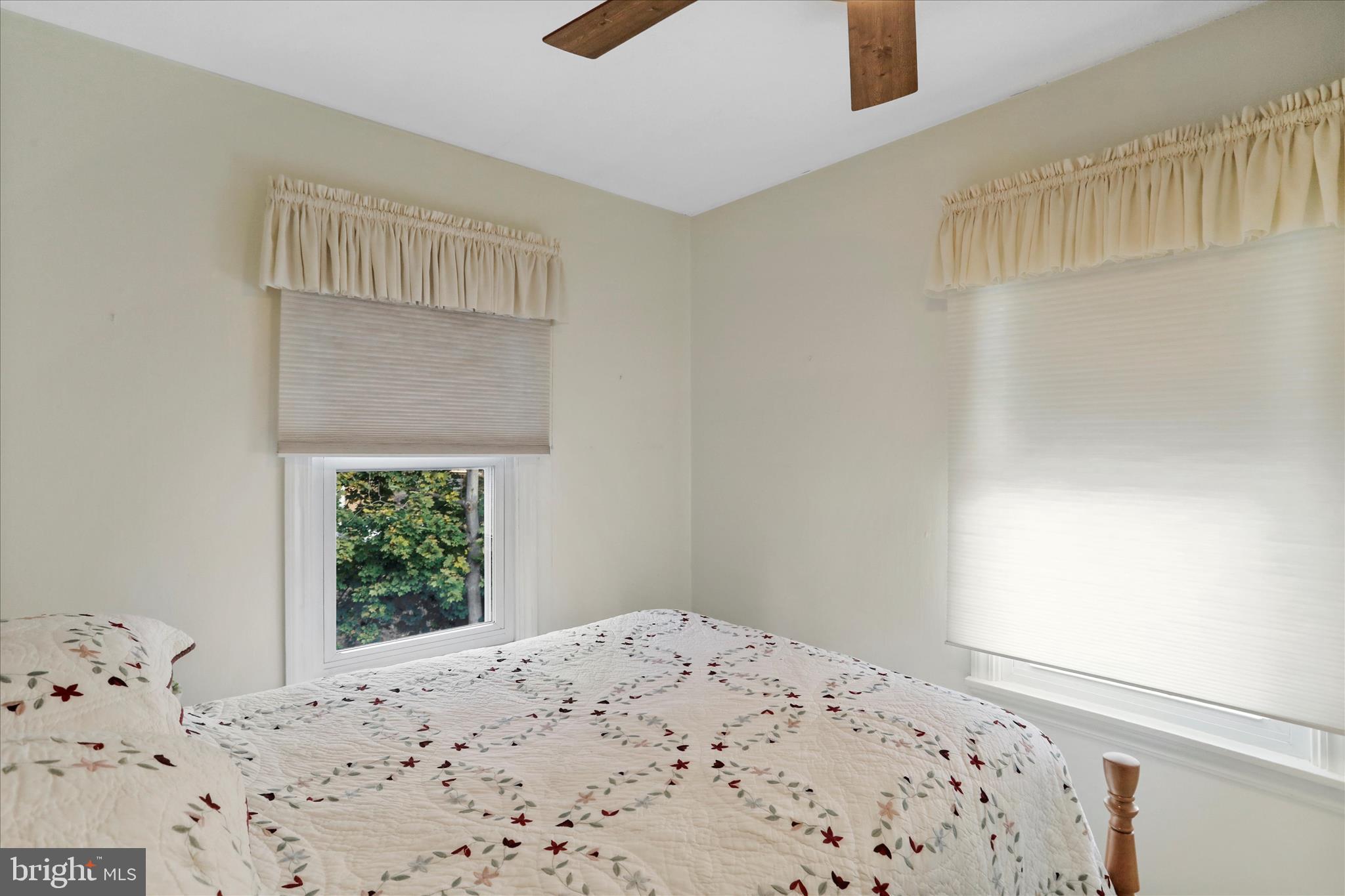 WEST SIDE - Residential