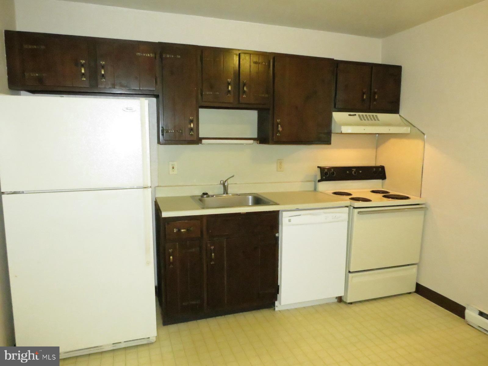 WESTGATE MANOR - Residential