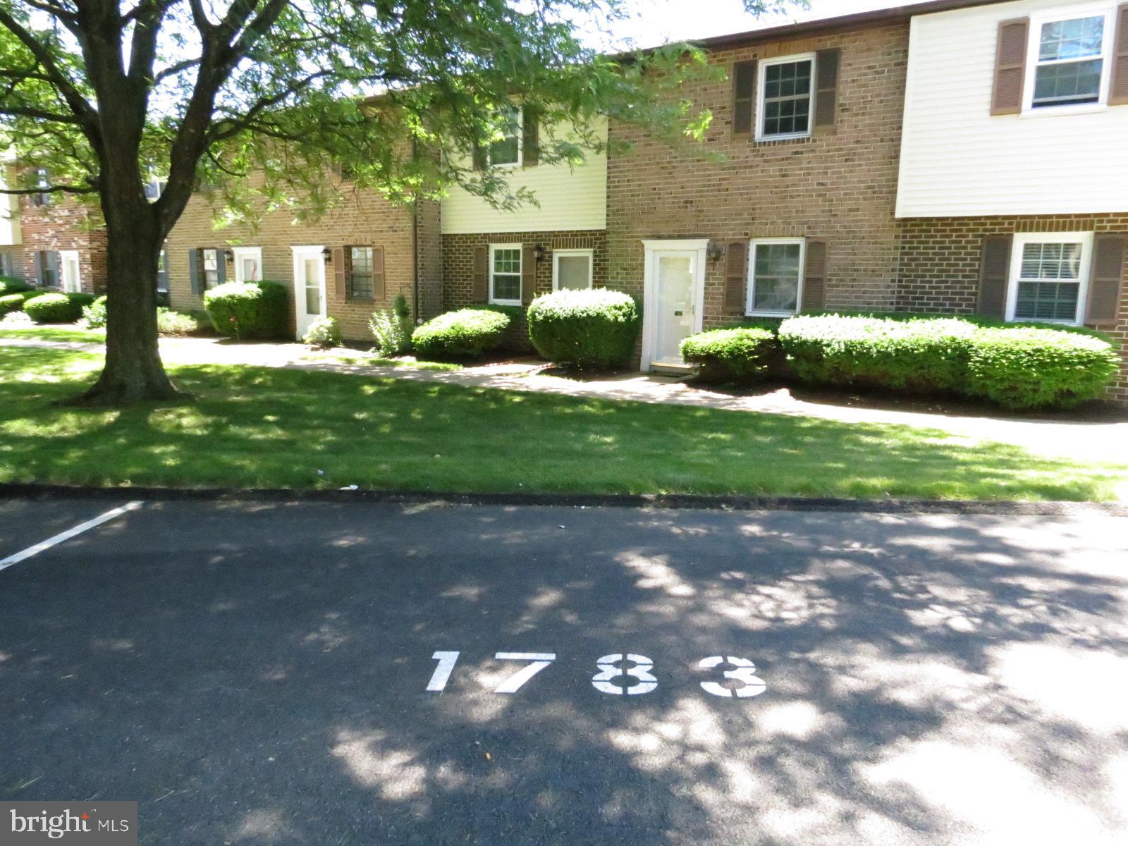 WESTGATE MANOR - Residential
