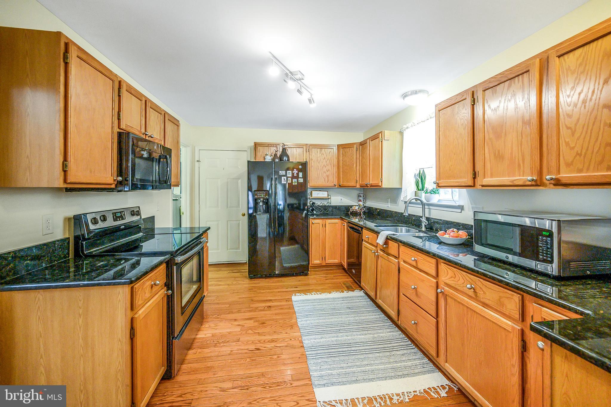 LAKE OF THE WOODS - Residential