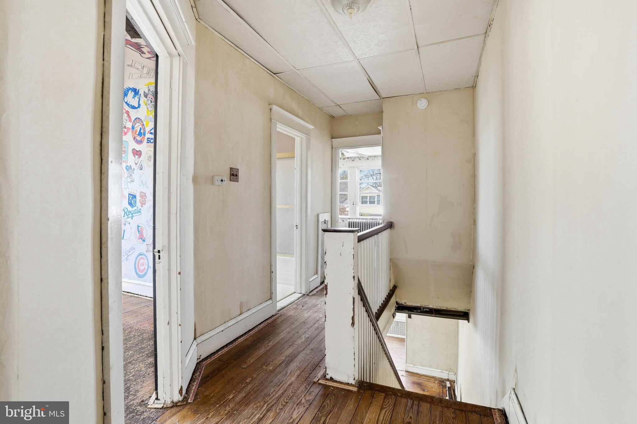 OXFORD CIRCLE - Residential