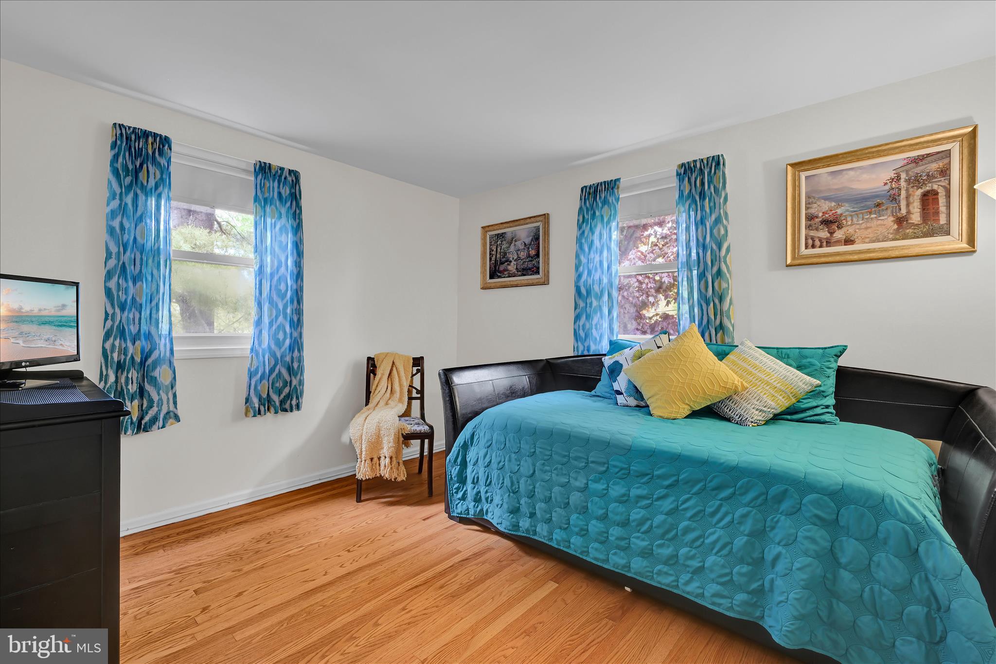 WHITPAIN MANOR - Residential