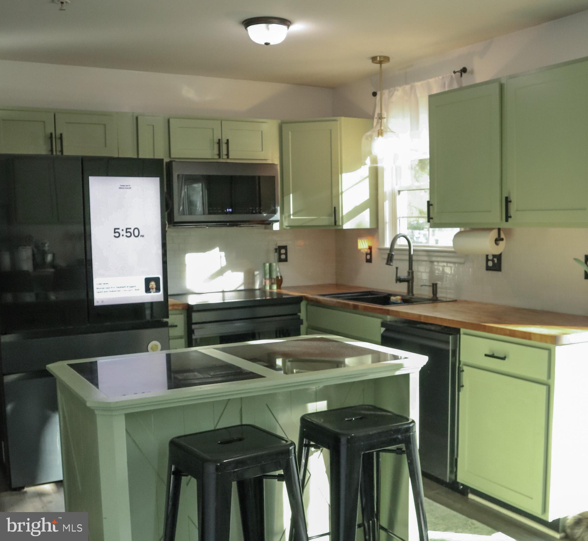 CHESAPEAKE LANDING - Residential