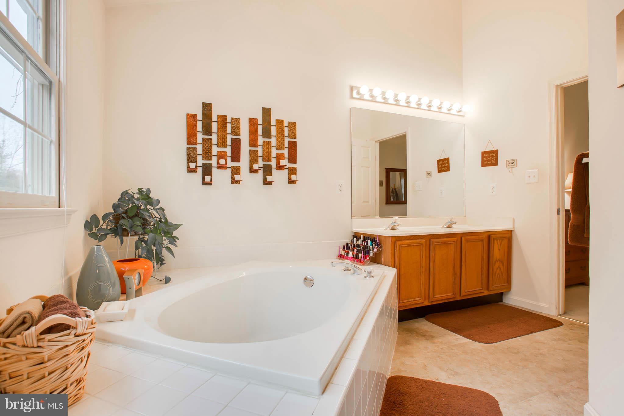 NEWPORT - Residential