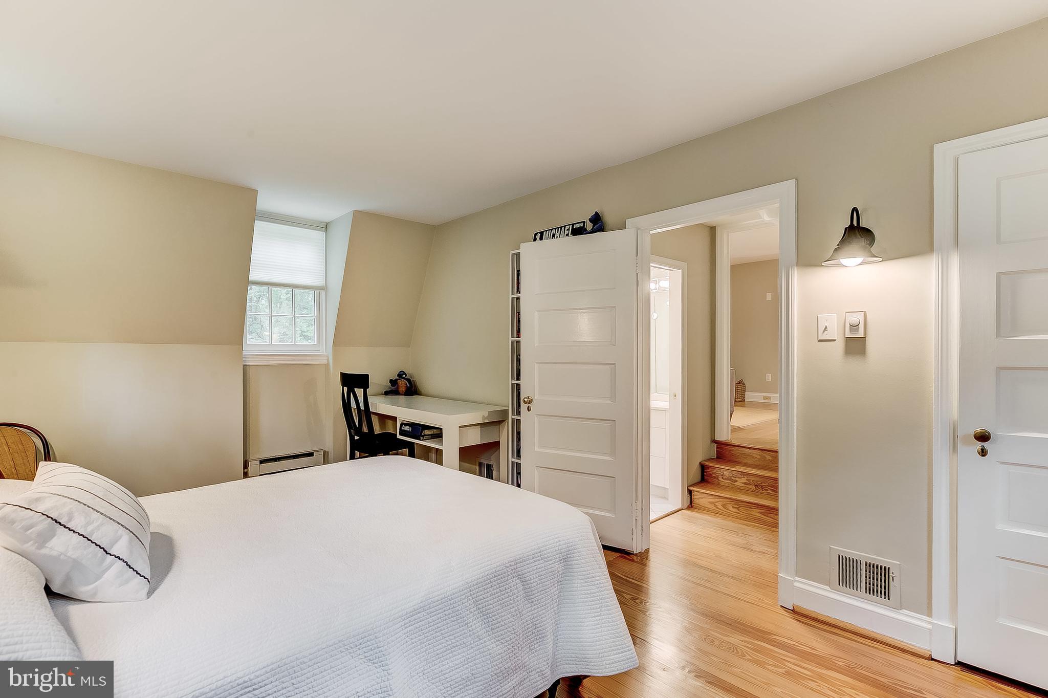 POPLAR HILL - Residential