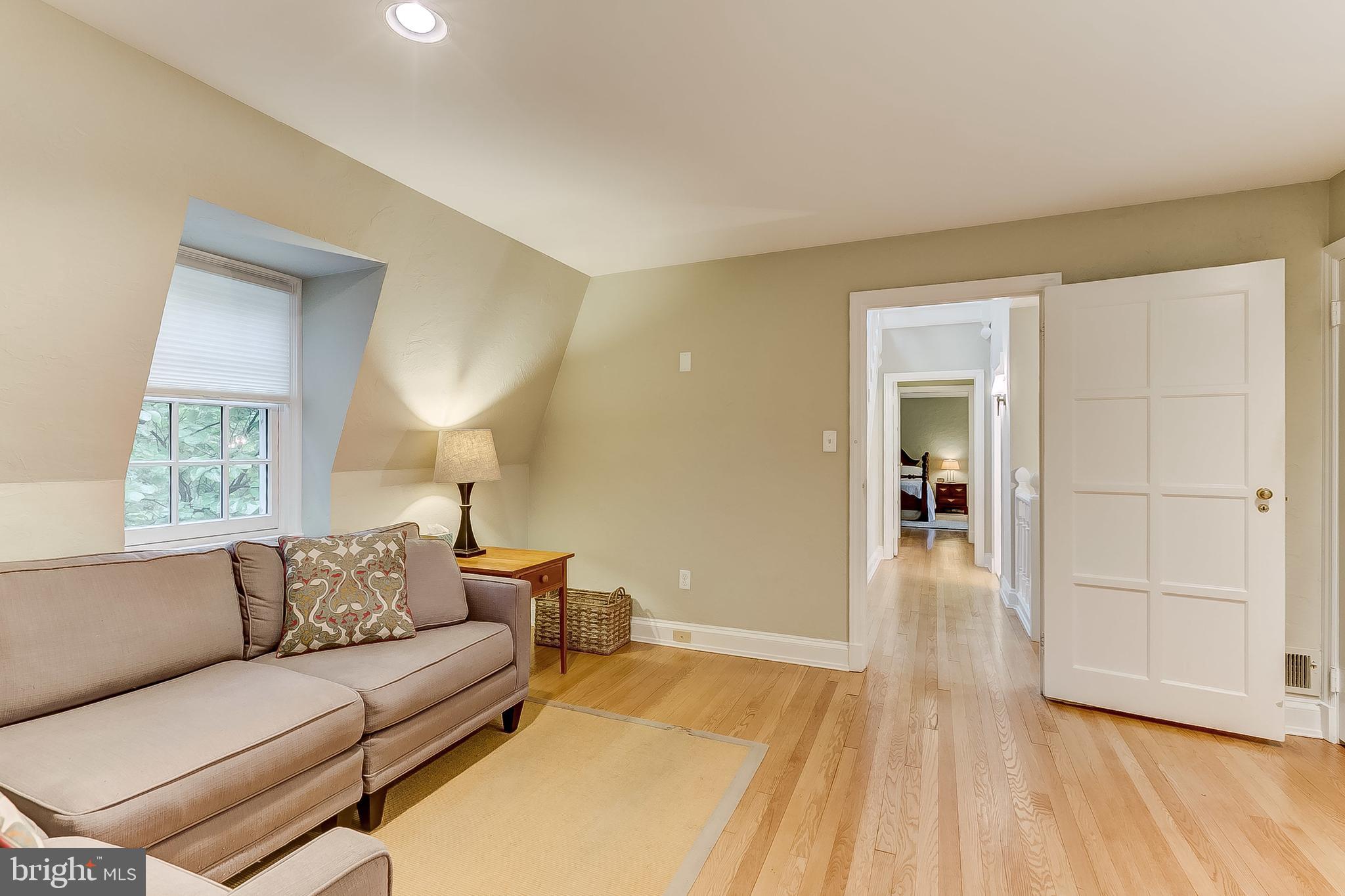 POPLAR HILL - Residential