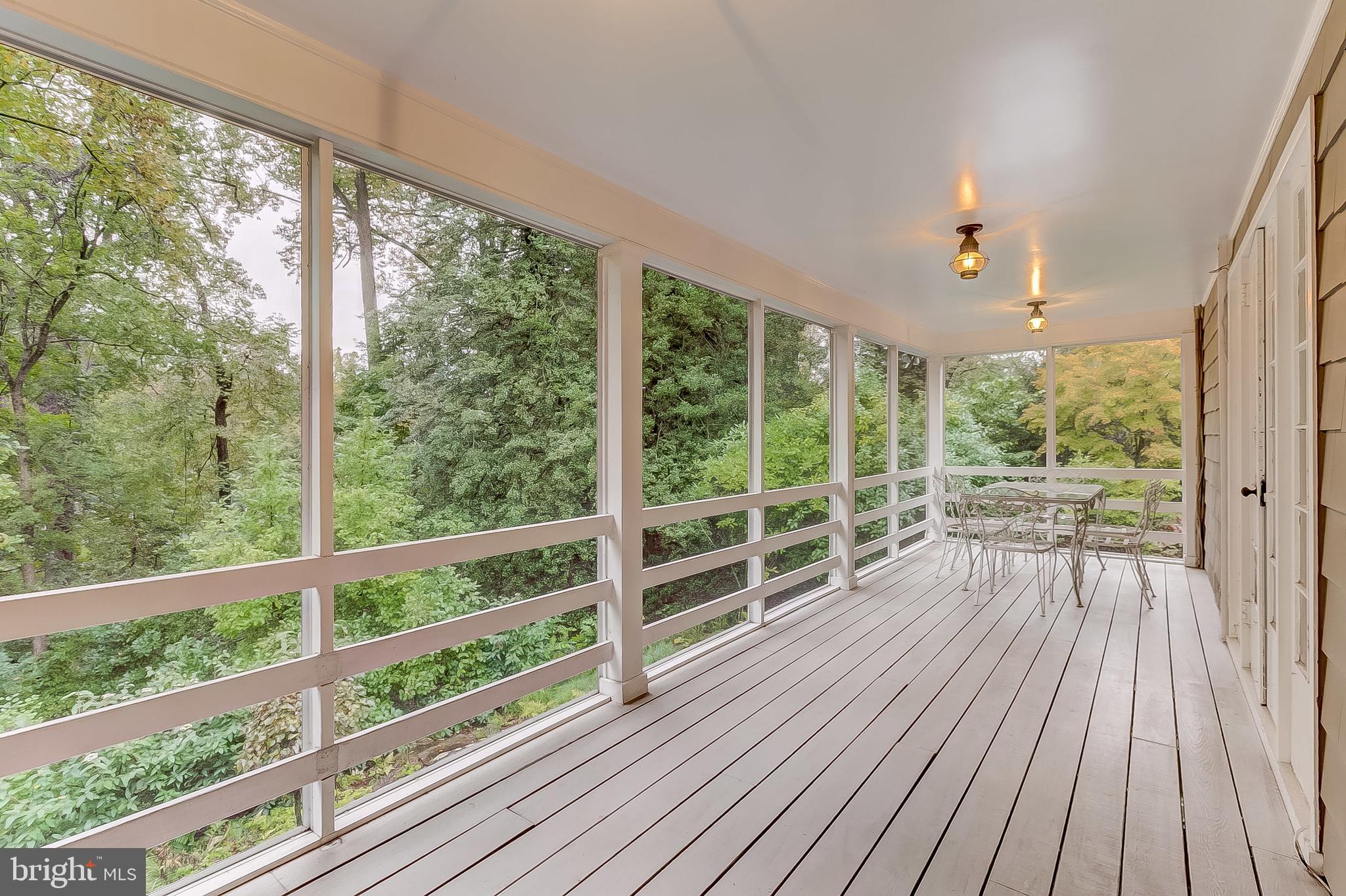 POPLAR HILL - Residential