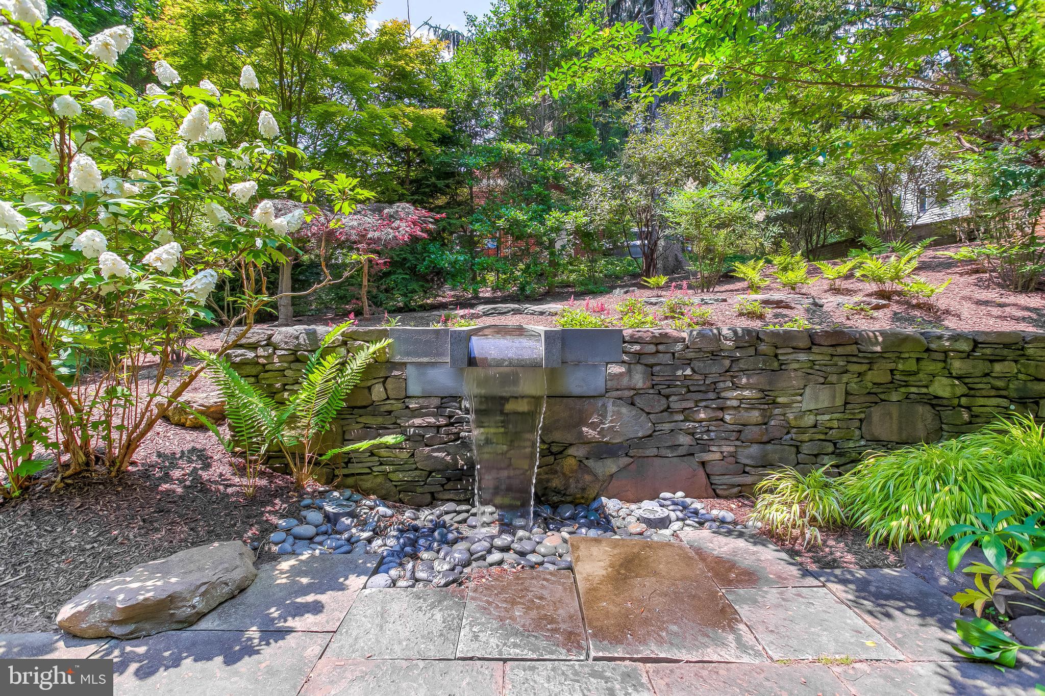 POPLAR HILL - Residential