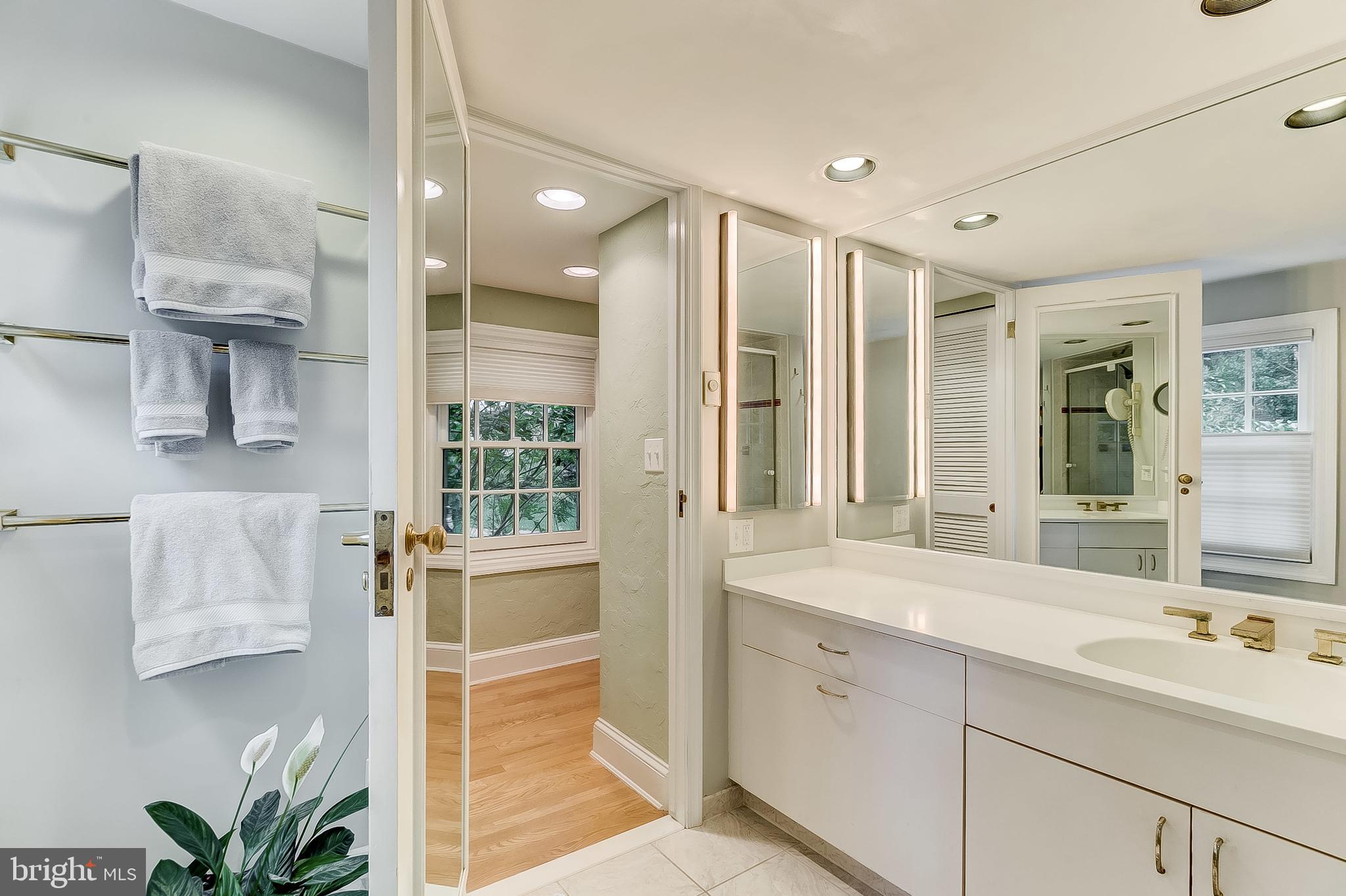 POPLAR HILL - Residential