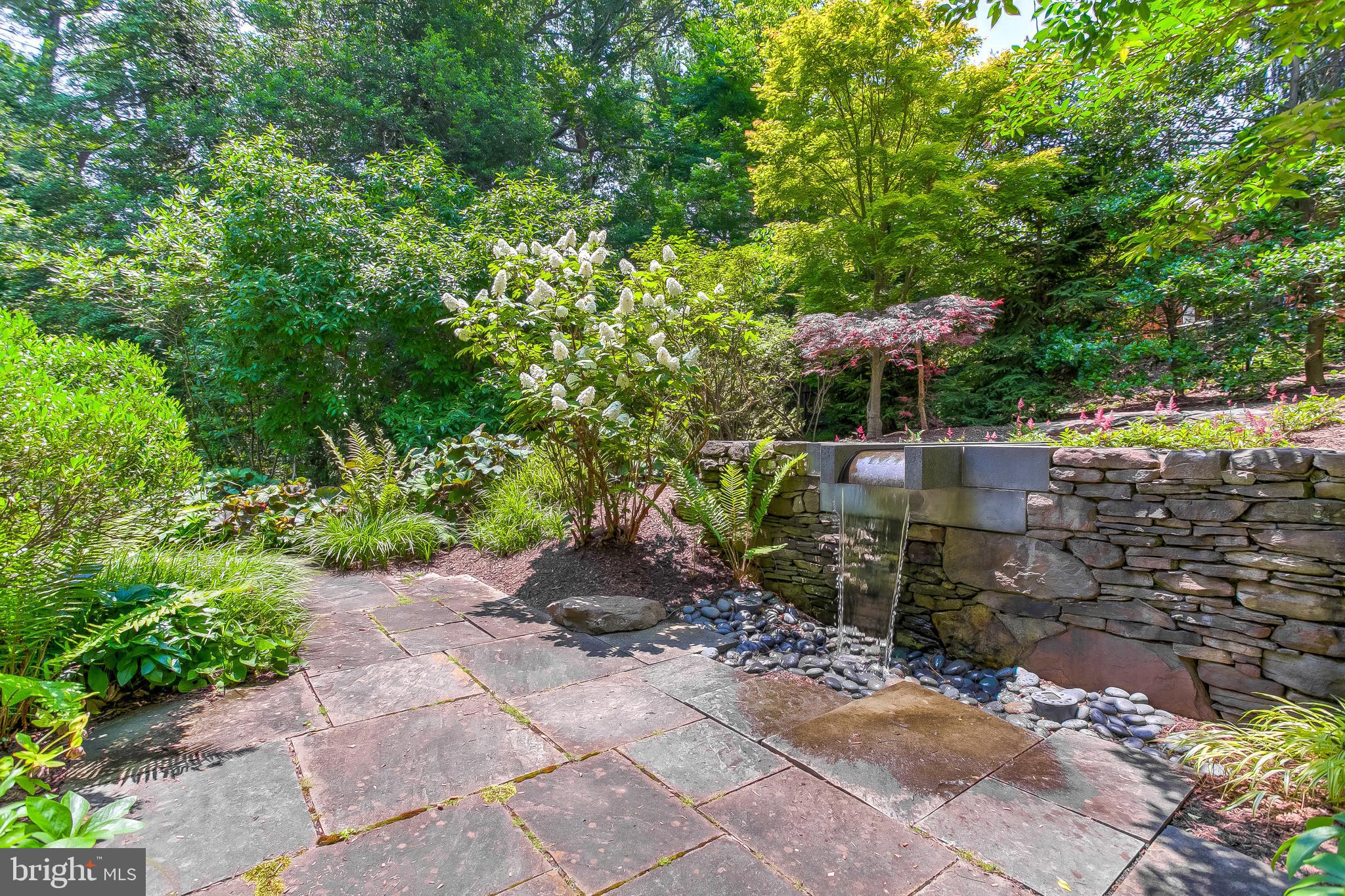 POPLAR HILL - Residential