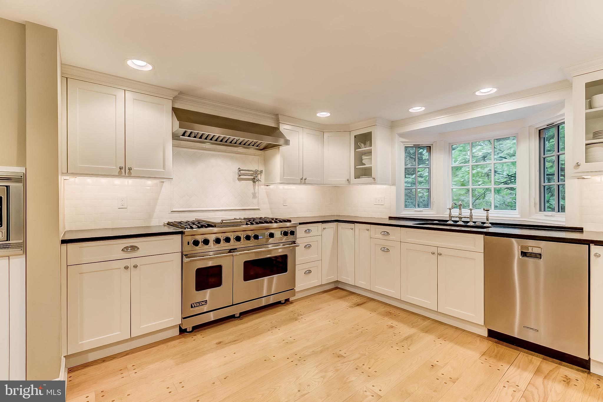 POPLAR HILL - Residential