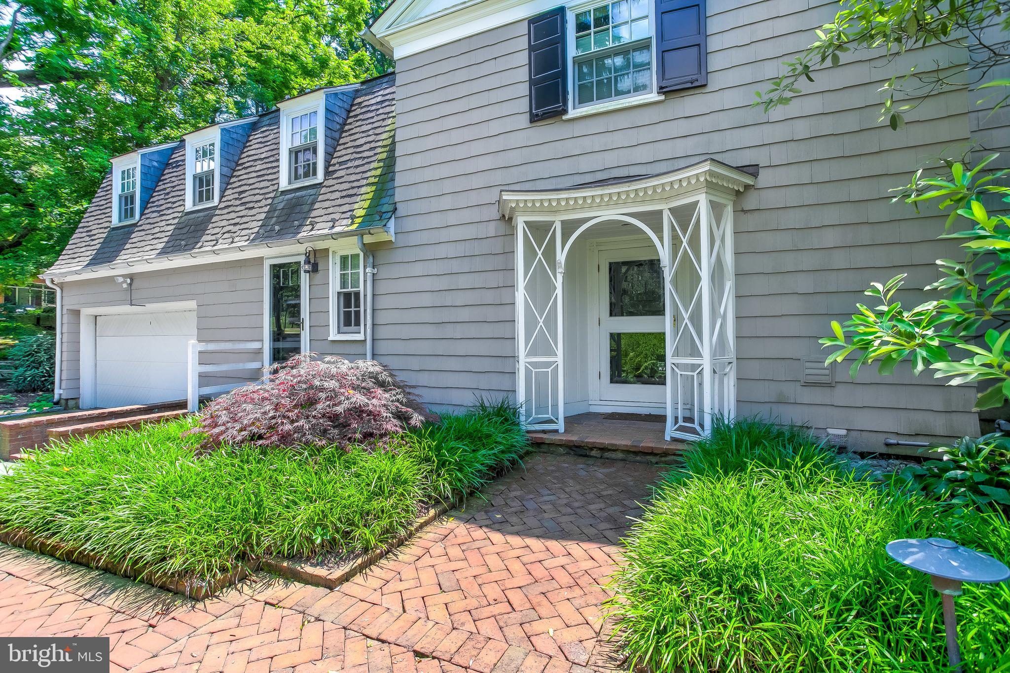 POPLAR HILL - Residential