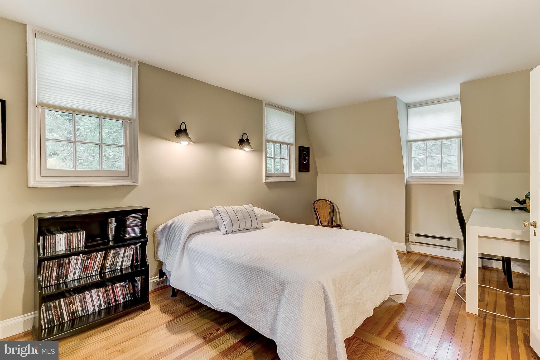 POPLAR HILL - Residential