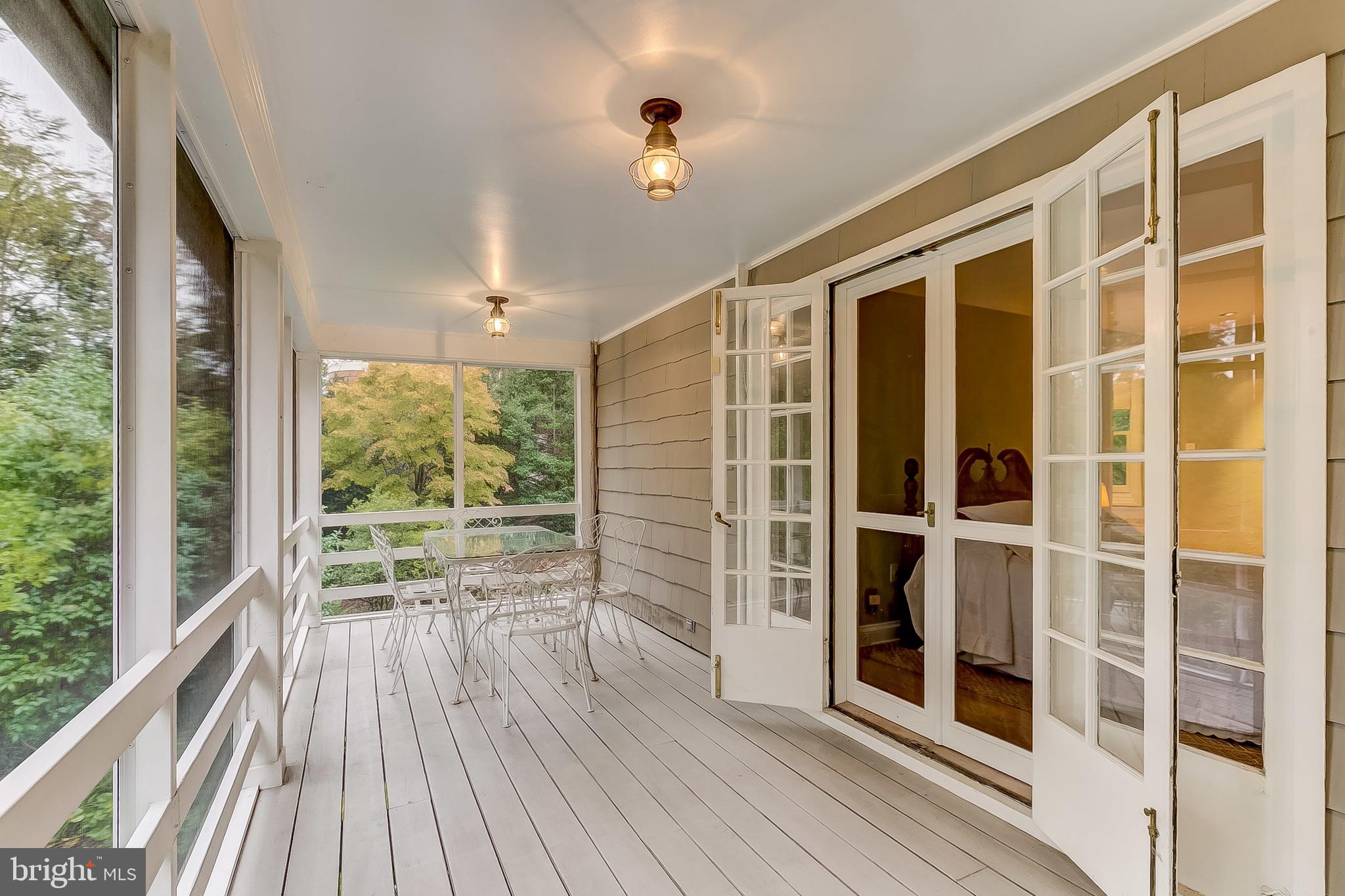 POPLAR HILL - Residential