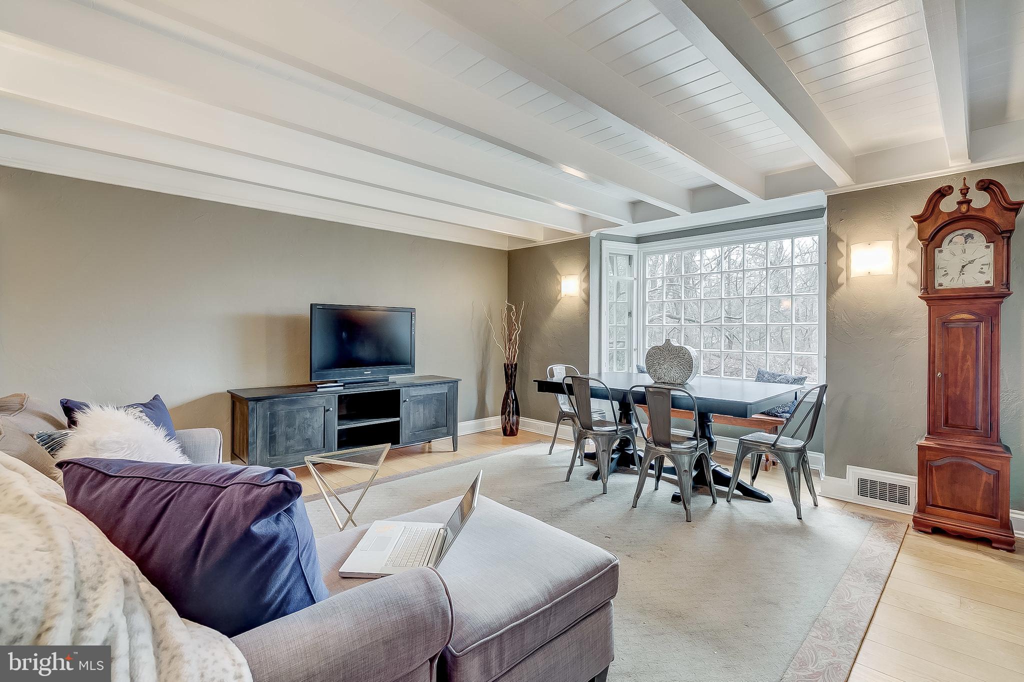 POPLAR HILL - Residential