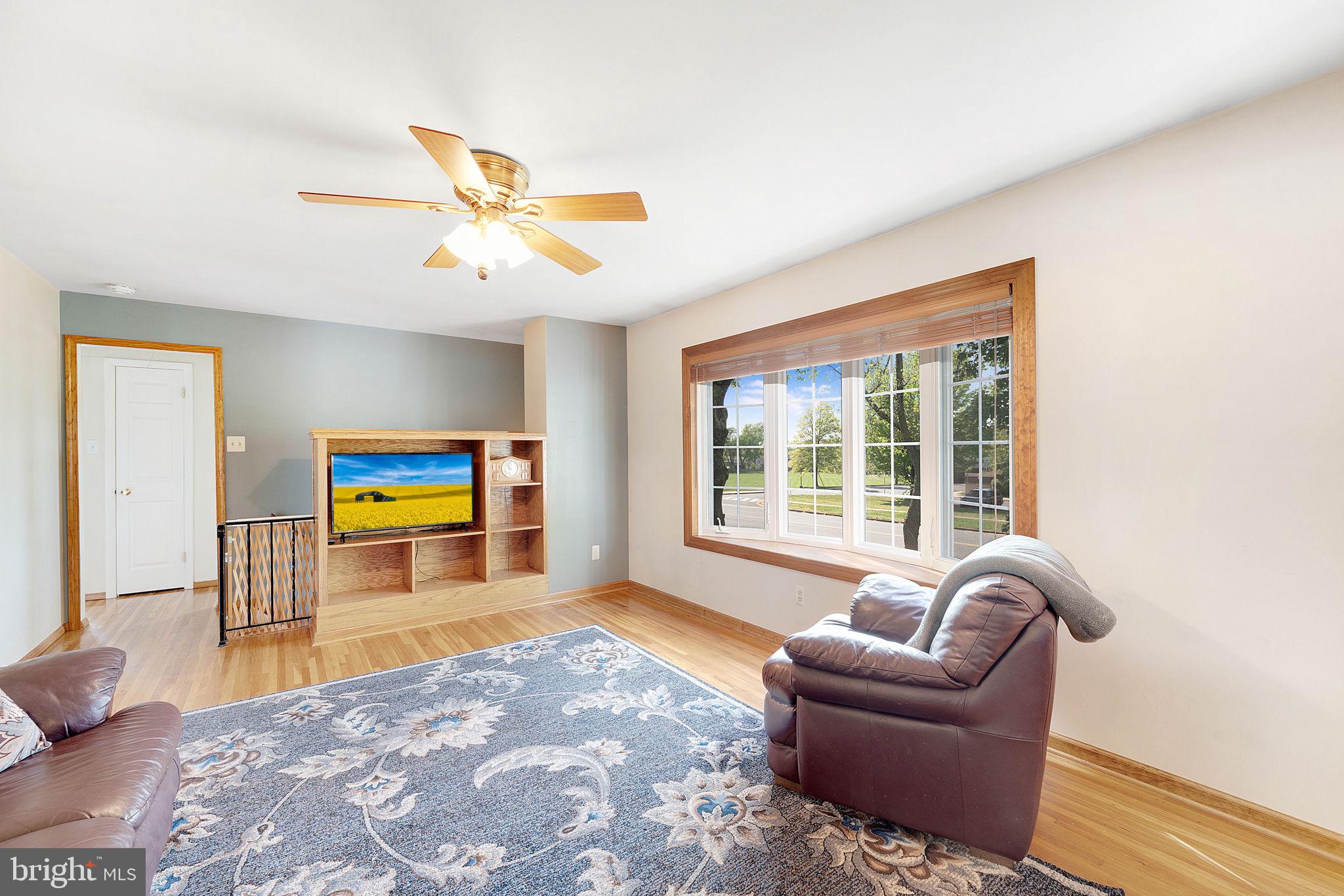 BROOKFIELD - Residential