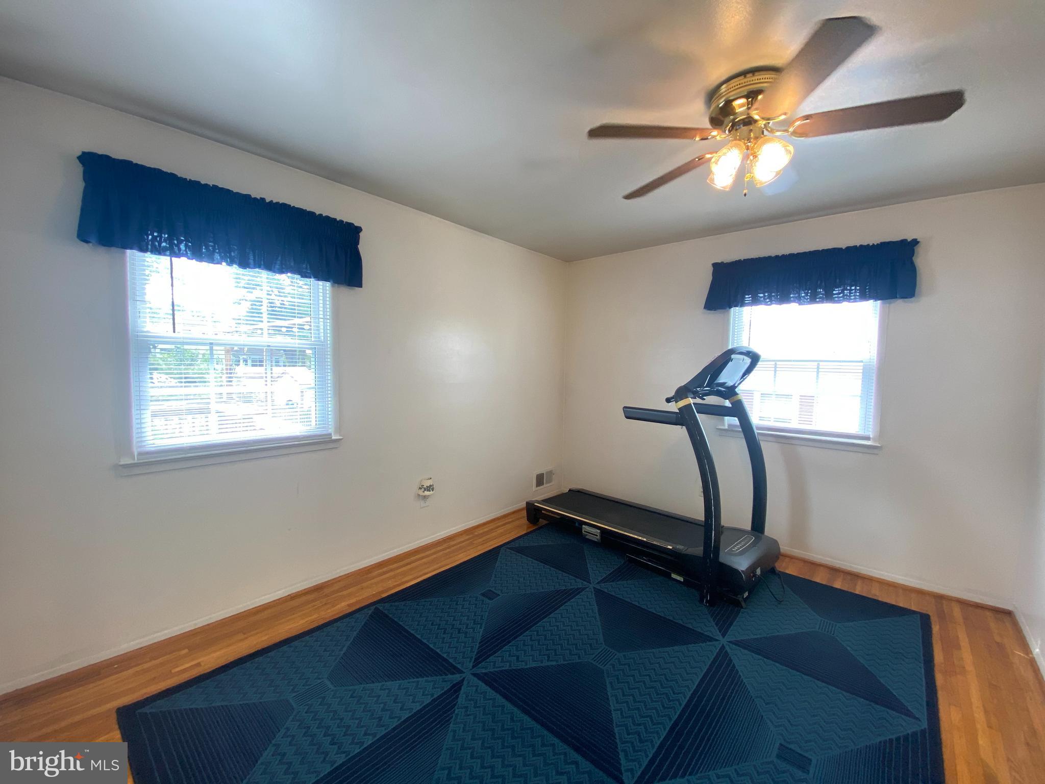 BROOKFIELD - Residential