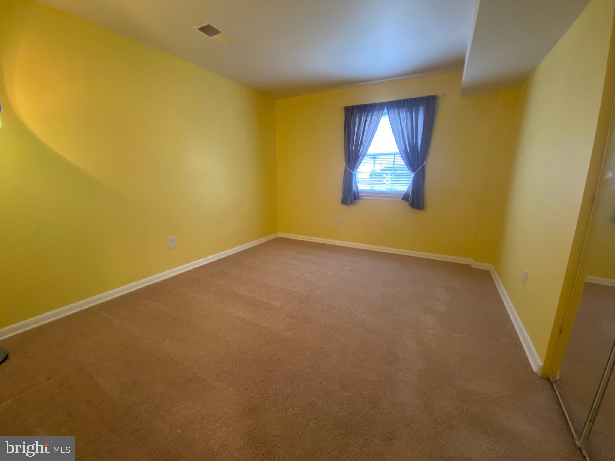 BROOKFIELD - Residential