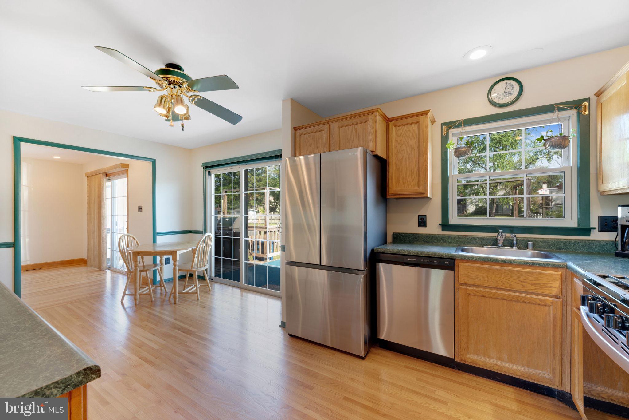 BROOKFIELD - Residential