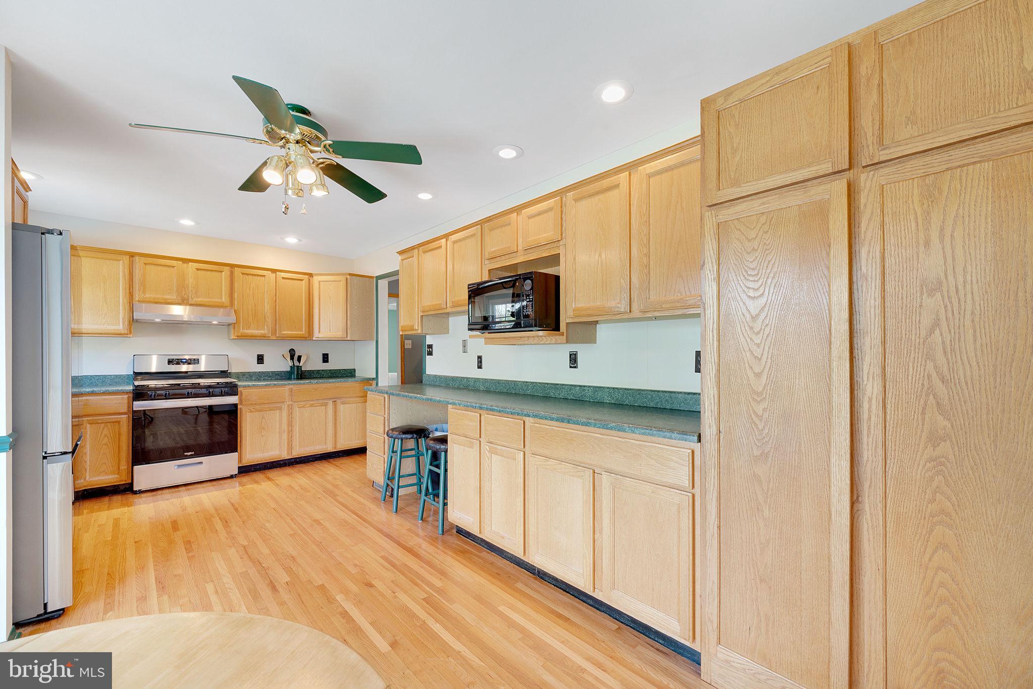 BROOKFIELD - Residential