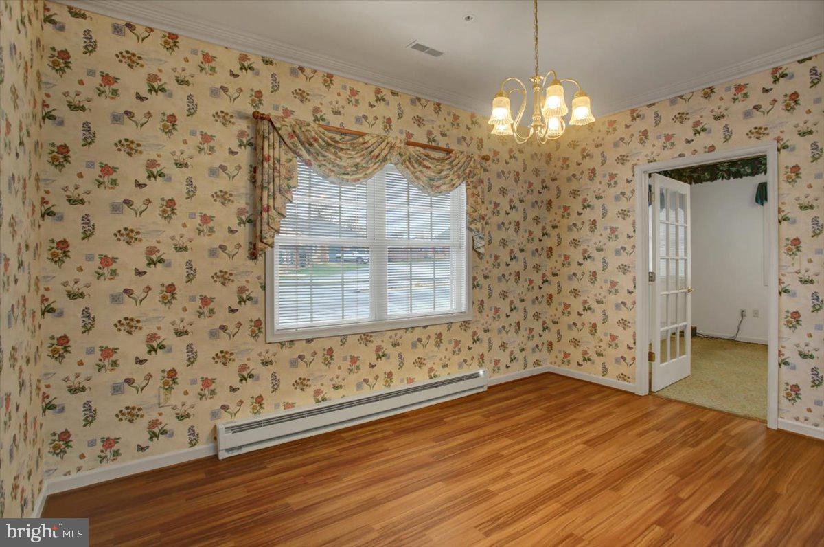 SUMMERLAND MANOR - Residential