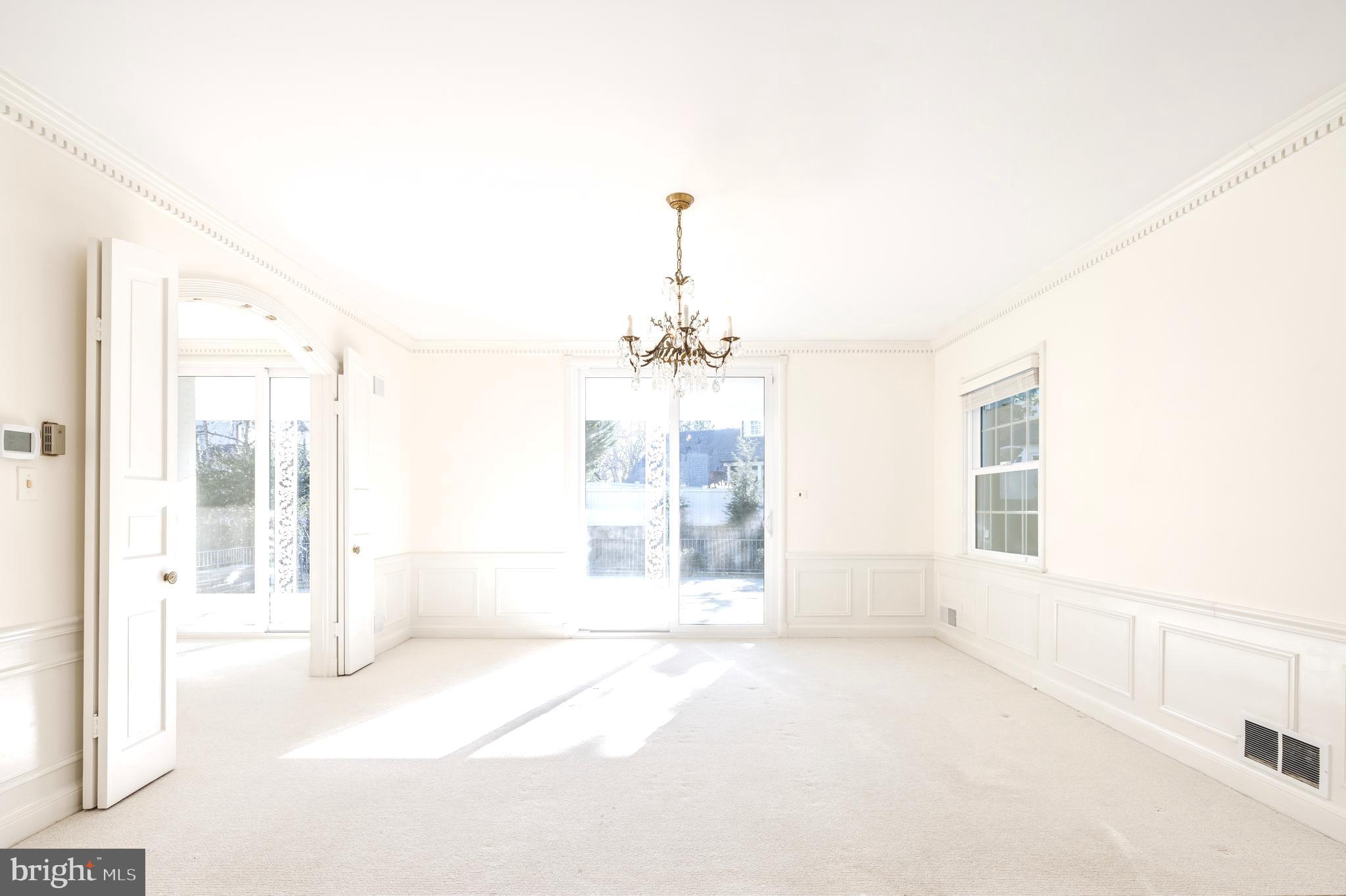 KENWOOD - Residential