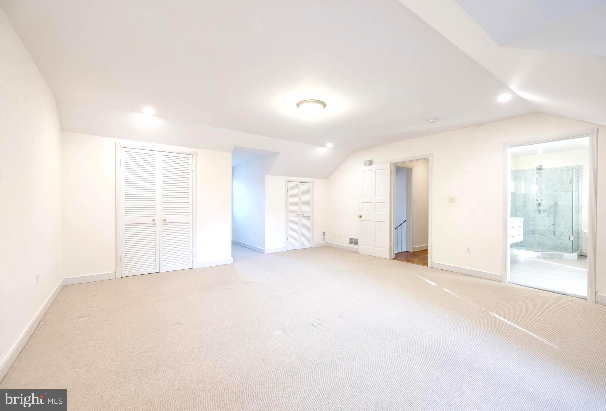 KENWOOD - Residential