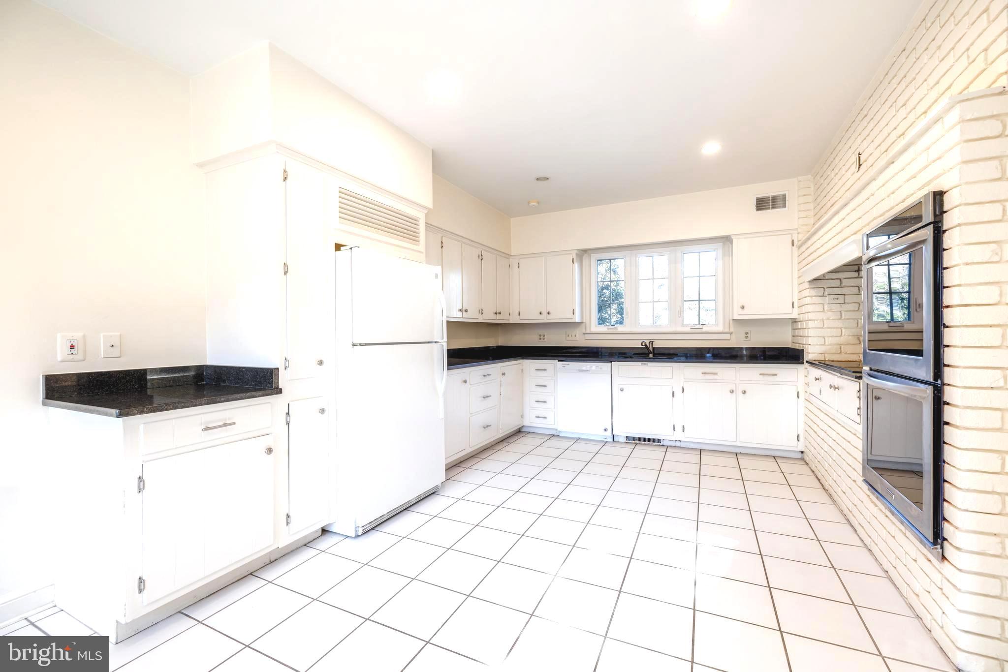 KENWOOD - Residential