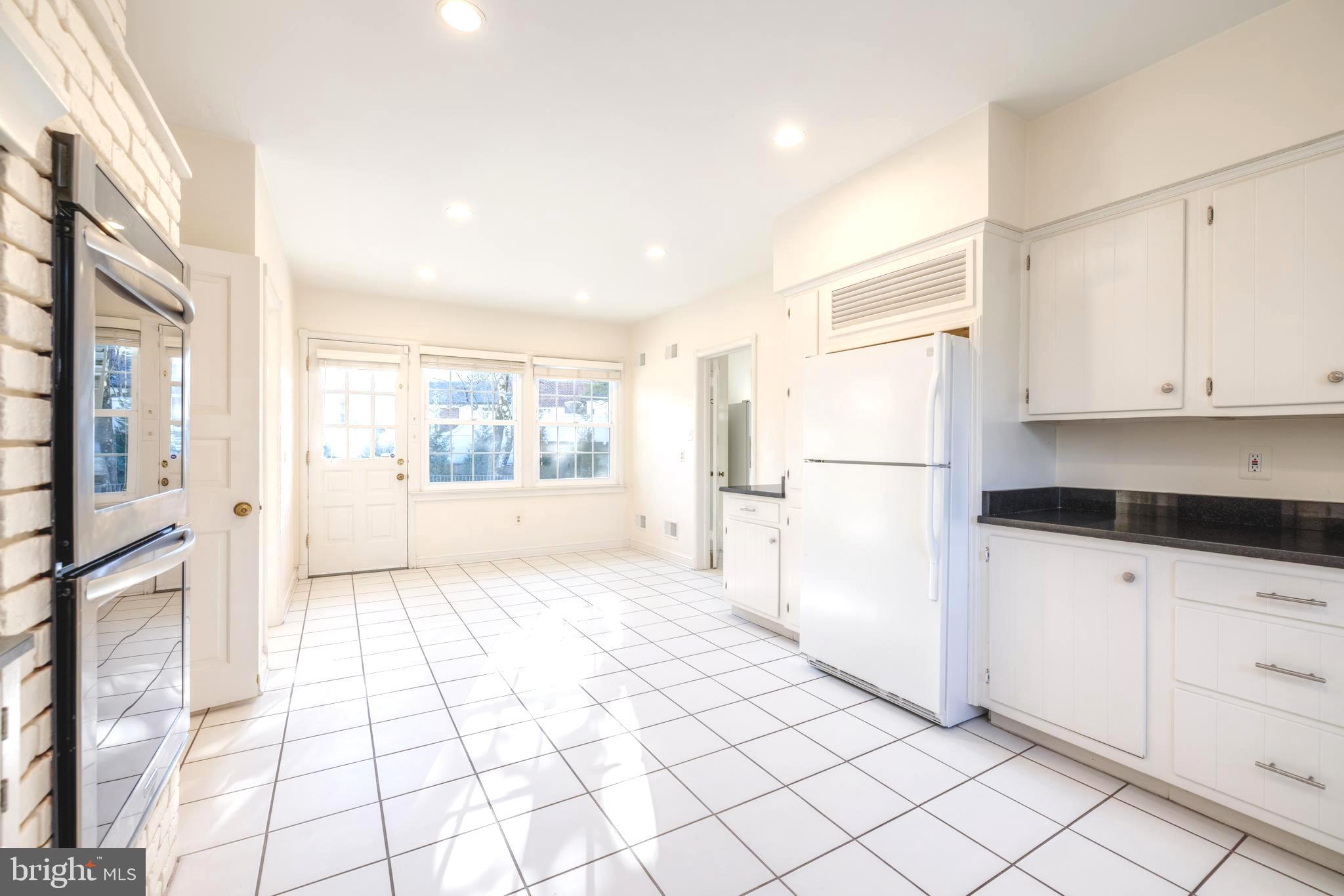 KENWOOD - Residential