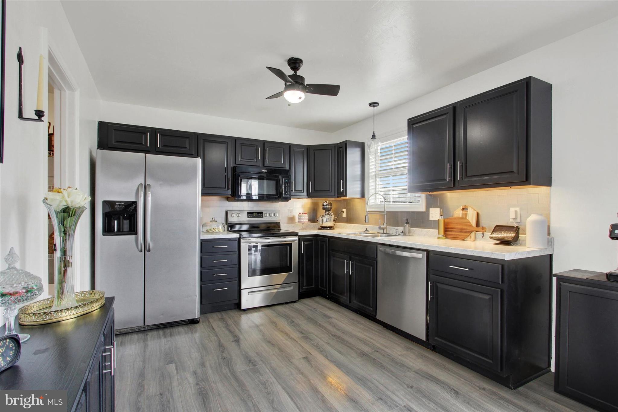 CHAPEL RIDGE - Residential