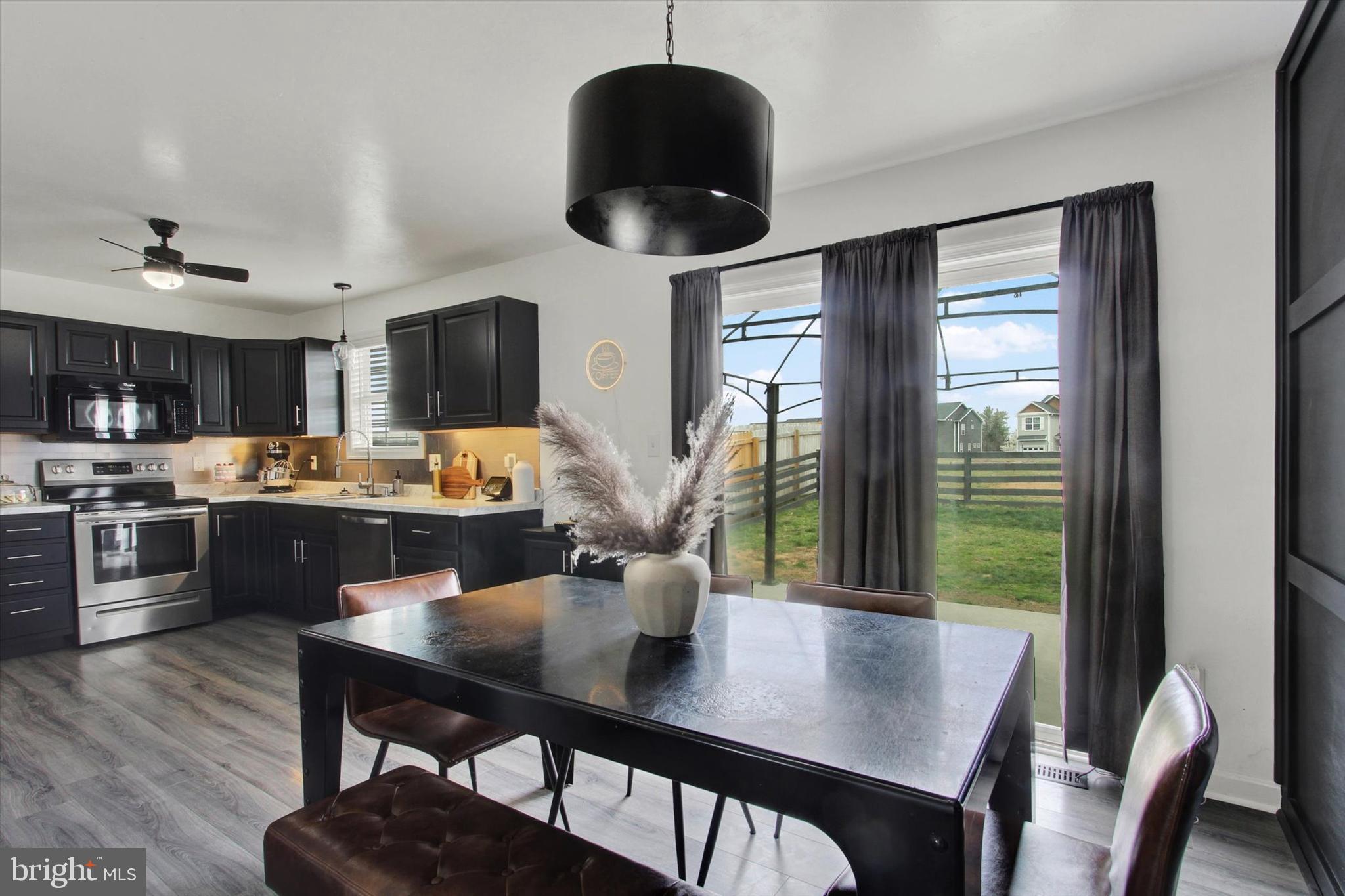 CHAPEL RIDGE - Residential