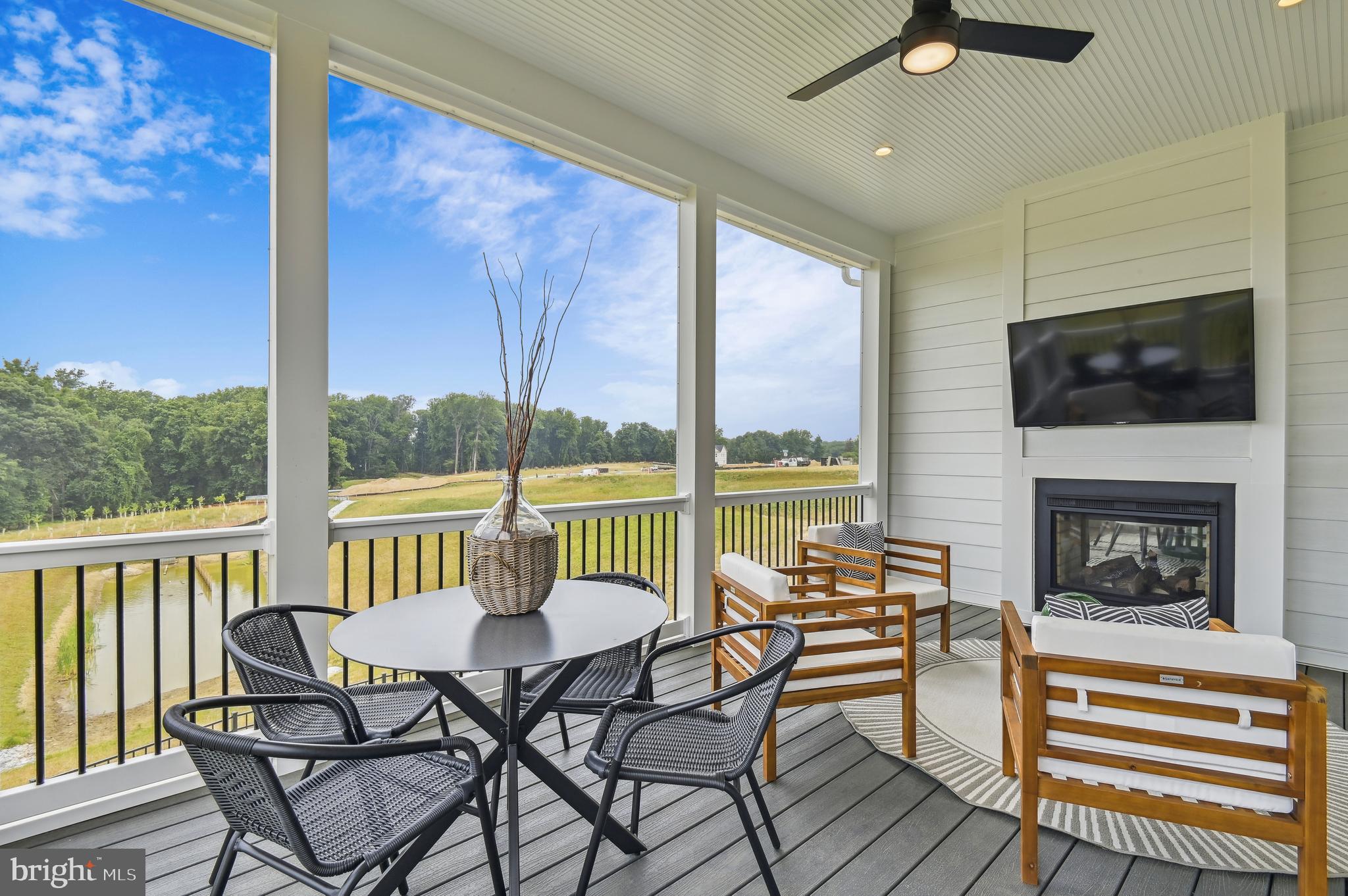 THE COURTS AT HIDDEN WATERS - Residential