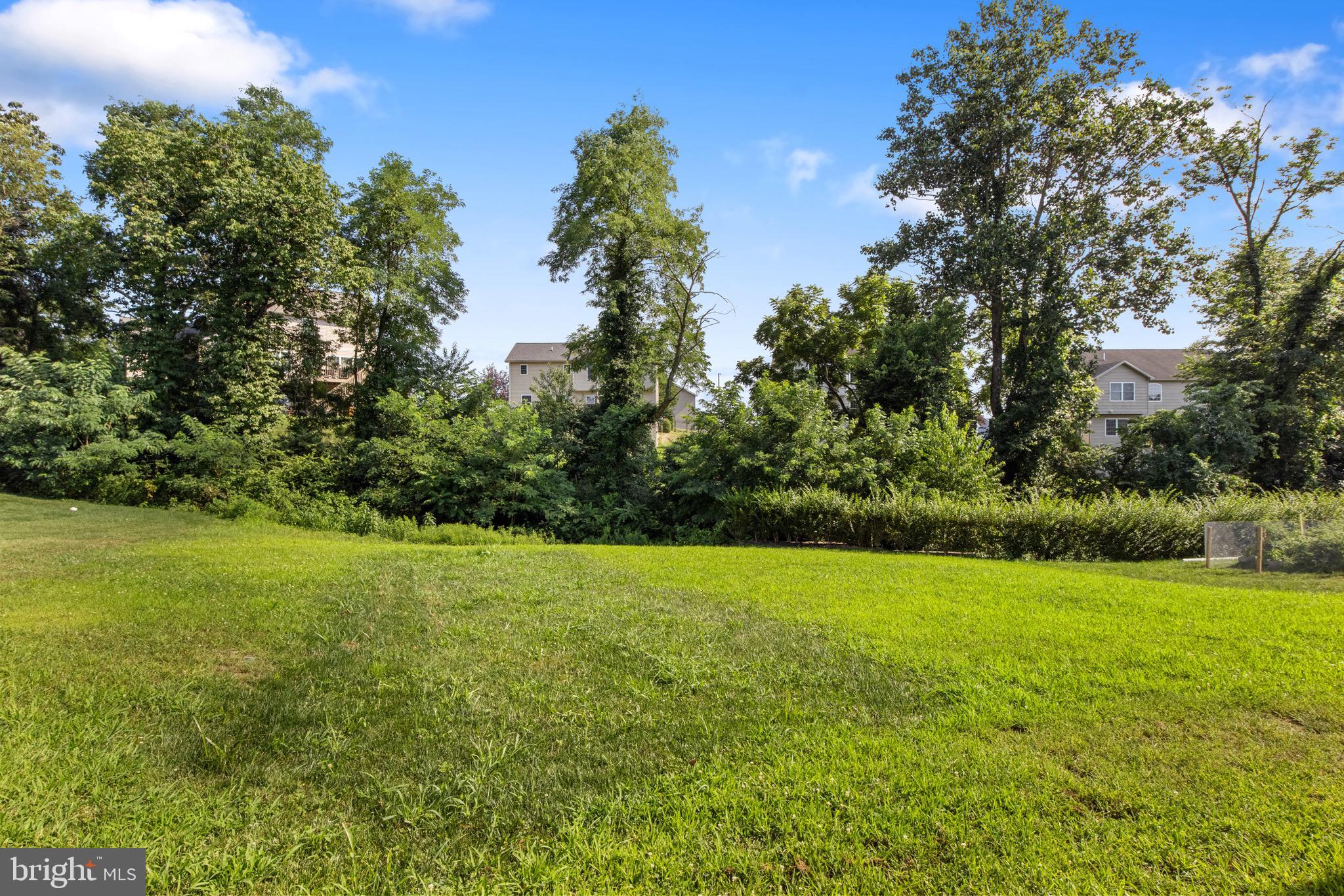 RIVERBEND - Residential